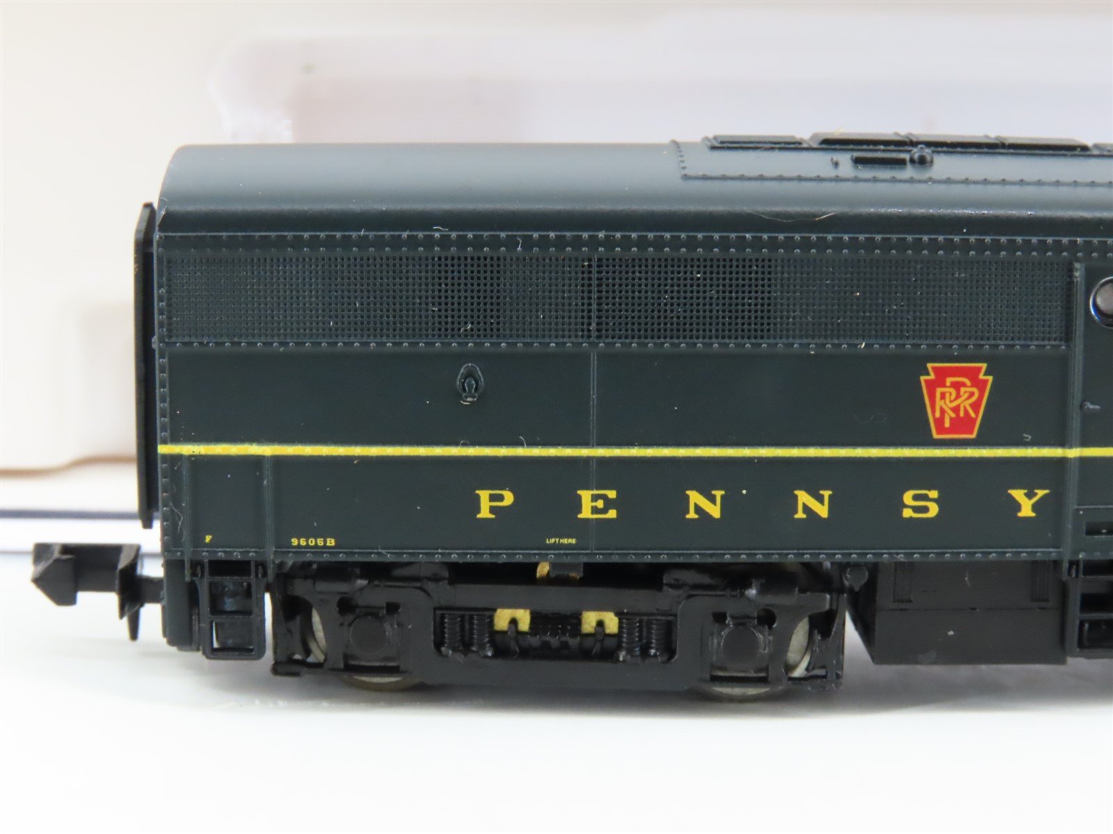 N Scale Life-Like 7452 PRR Pennsylvania ALCO FB1 Diesel Locomotive #9605B