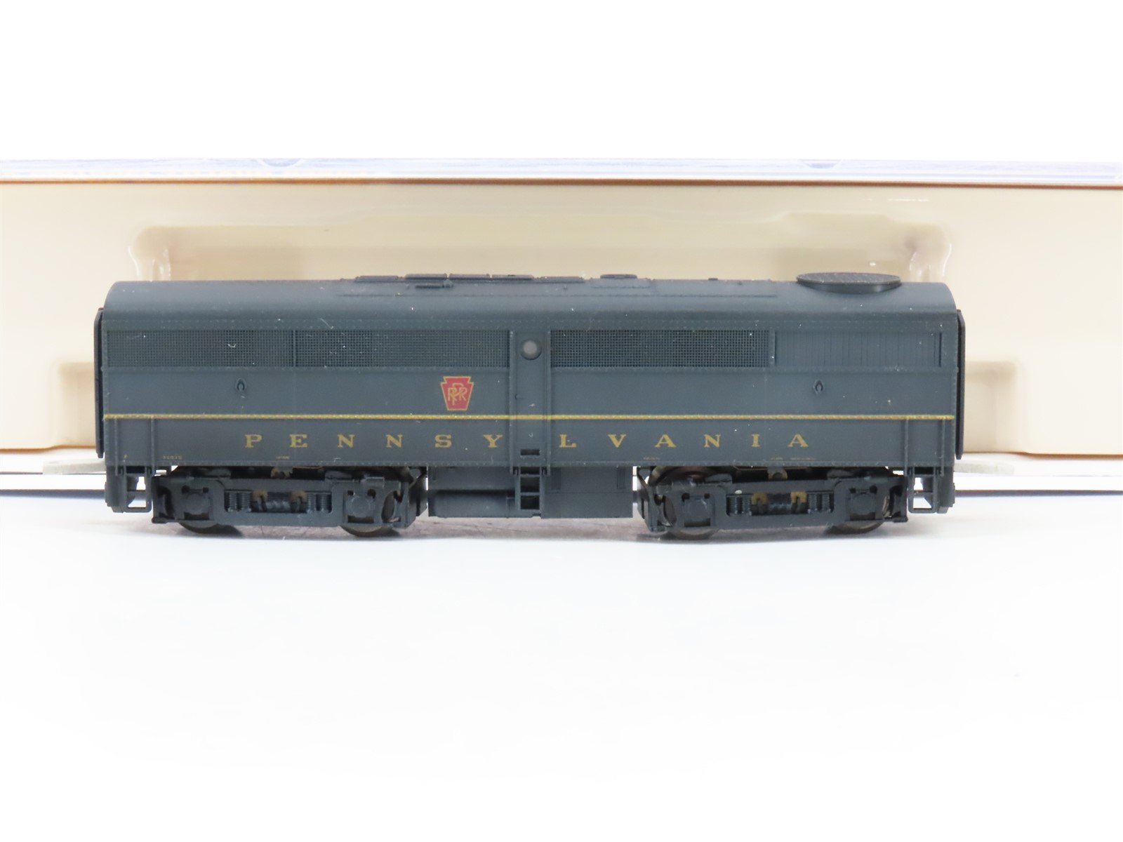 N Scale Life-Like 7451 PRR Pennsylvania ALCO FB1 Diesel #9603B - Weathered
