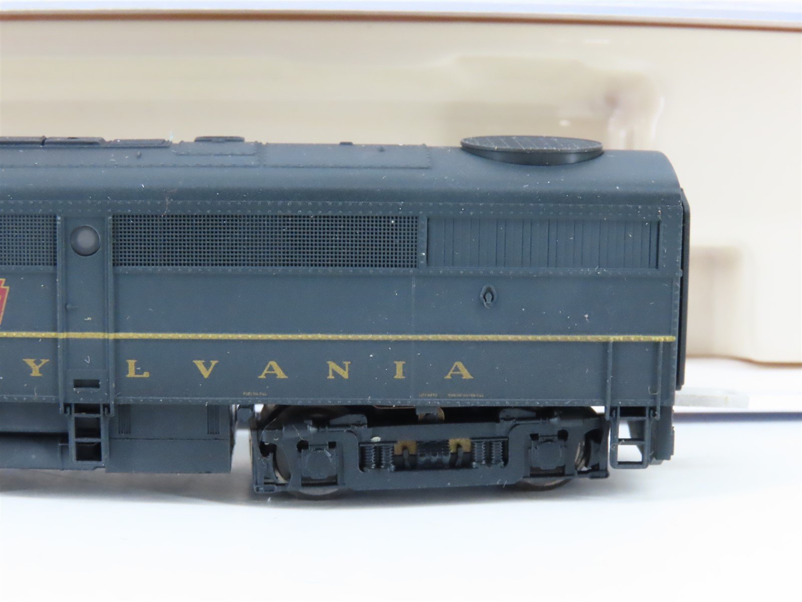 N Scale Life-Like 7451 PRR Pennsylvania ALCO FB1 Diesel #9603B - Weathered