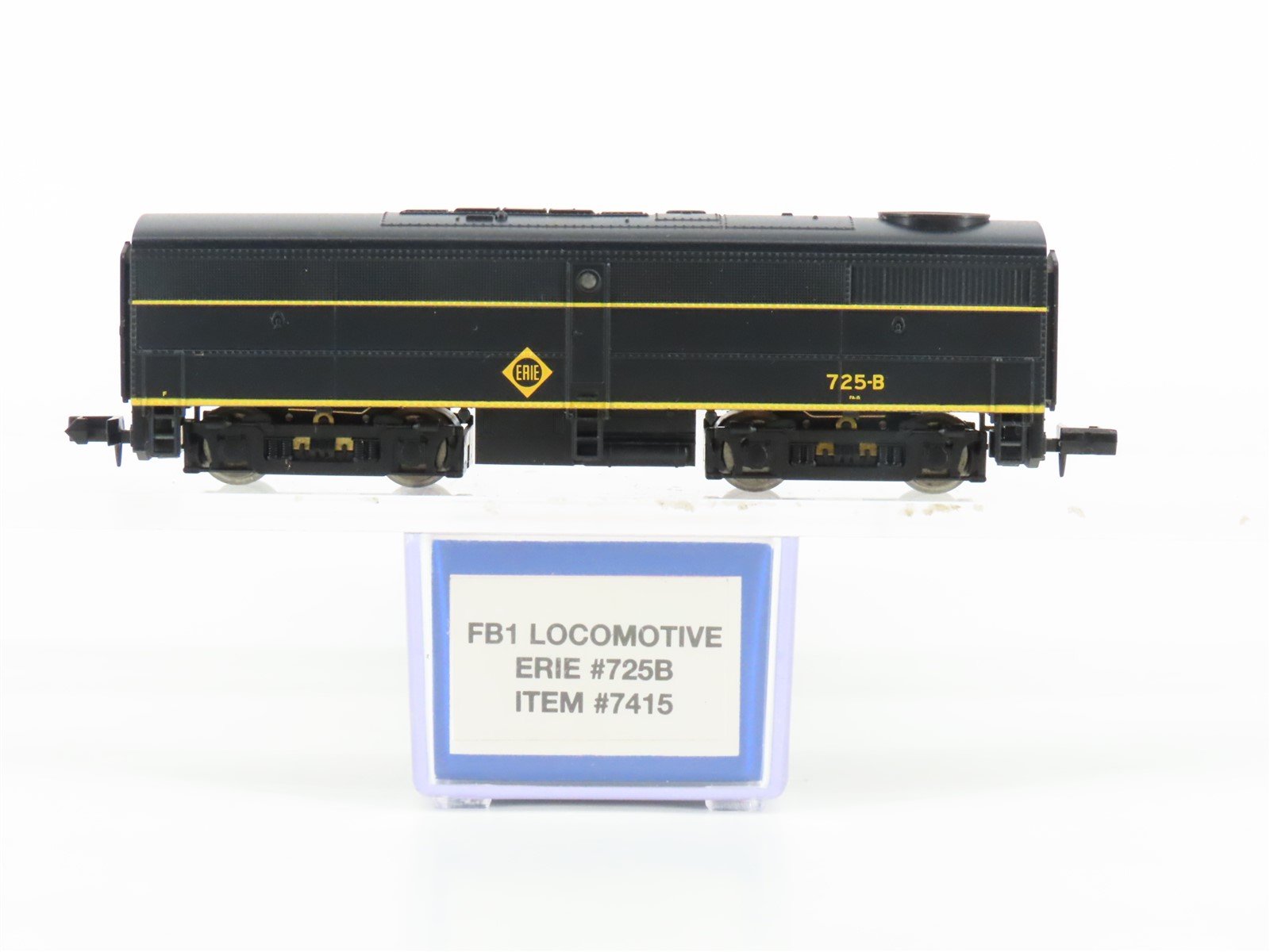 N Scale Life-Like 7415 ERIE Railroad ALCO FB1 Diesel Locomotive #725B