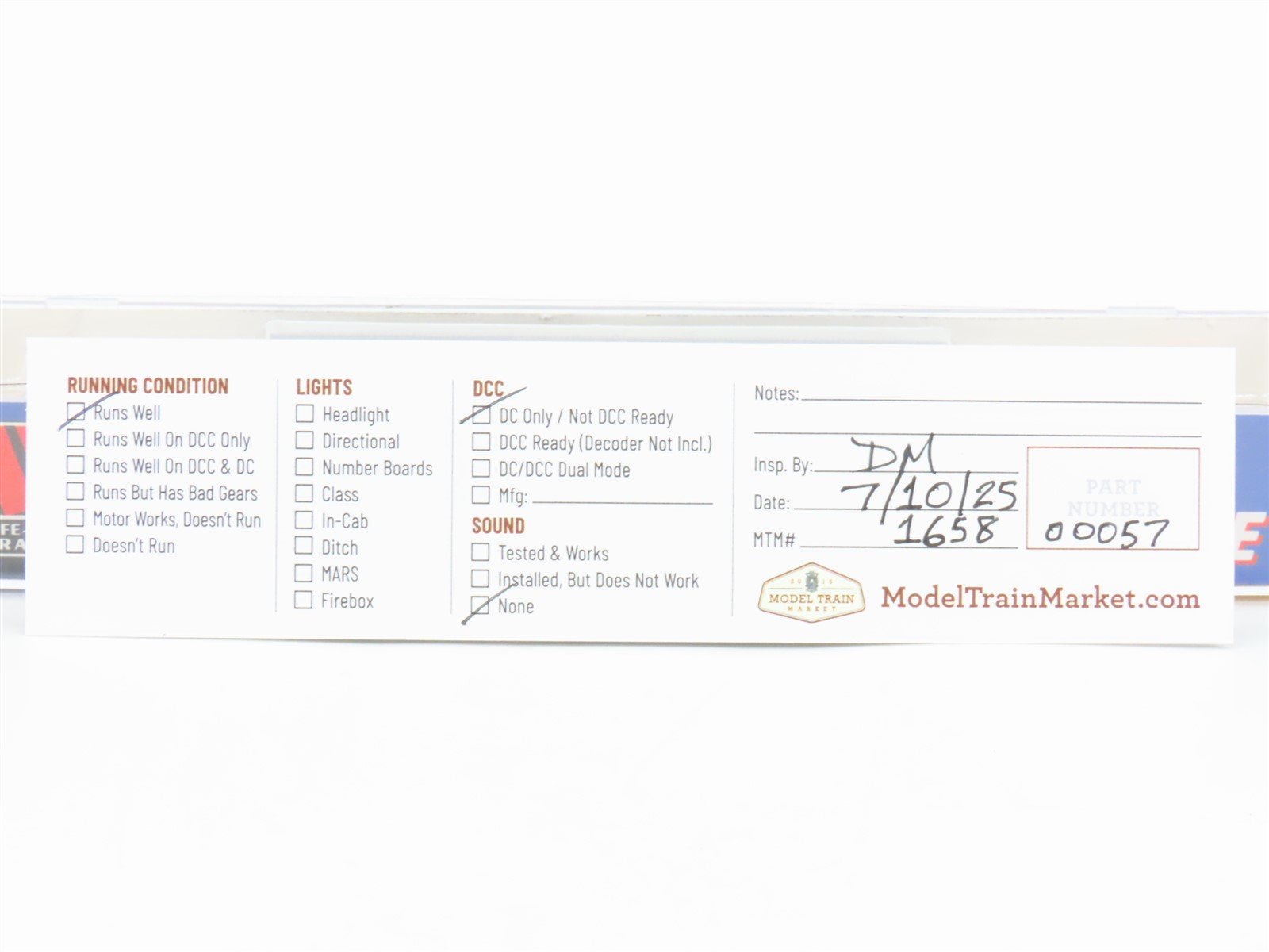 N Scale Life-Like 7415 ERIE Railroad ALCO FB1 Diesel Locomotive #725B