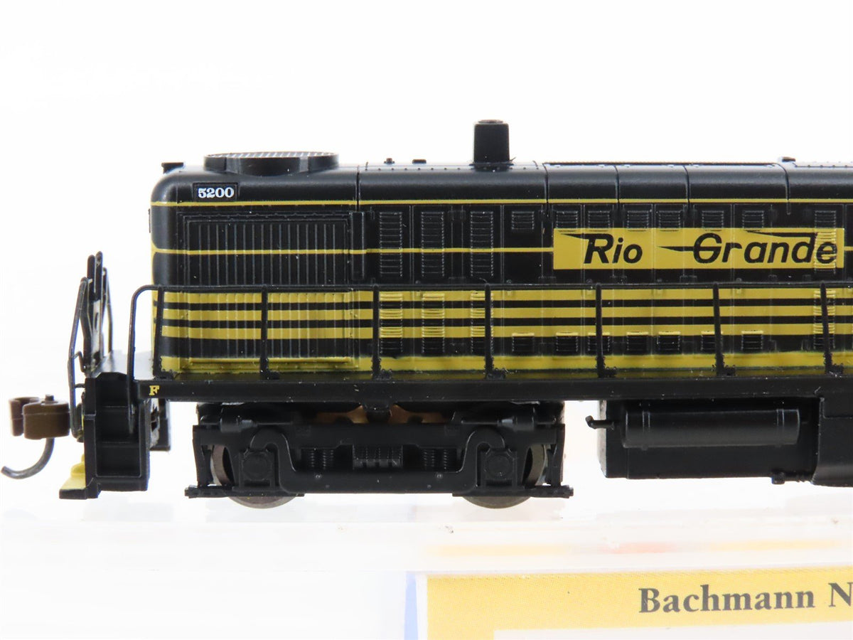 N Scale Bachmann 64252 D&amp;RGW Rio Grande ALCO RS-3 Diesel #5200 w/ DCC