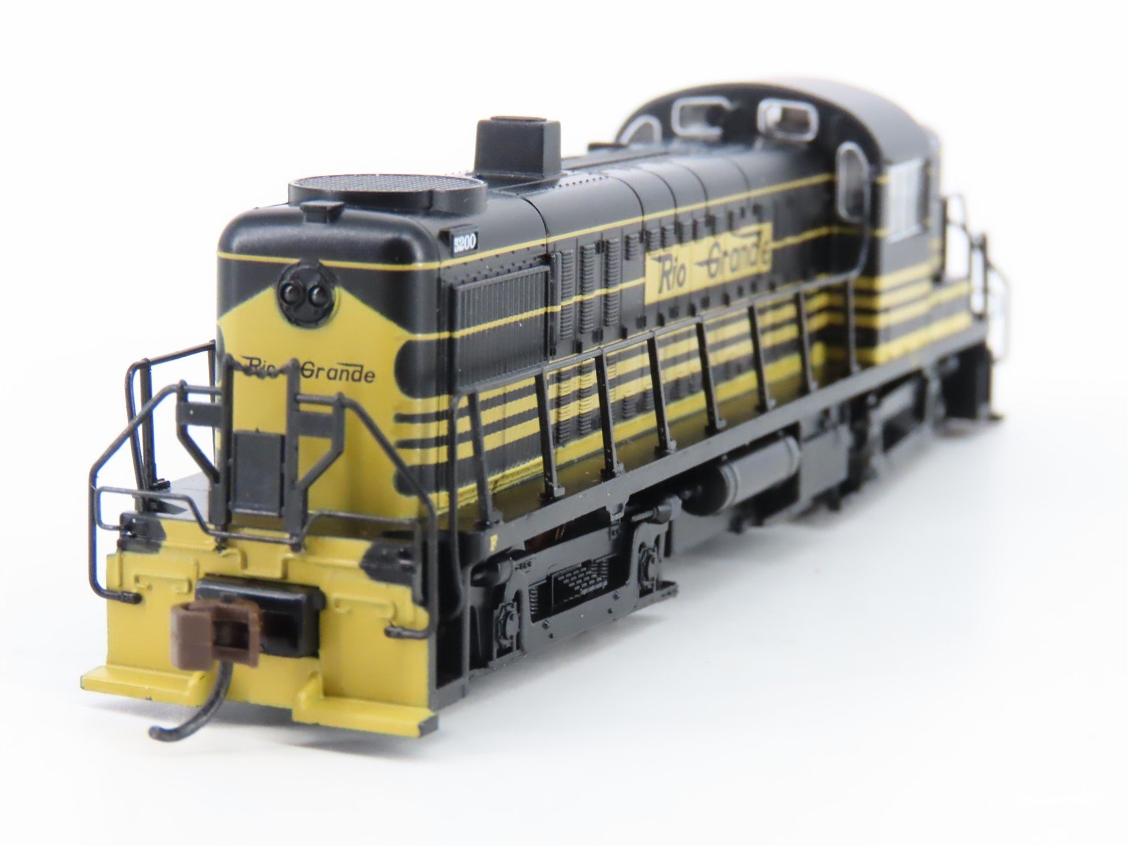 N Scale Bachmann 64252 D&RGW Rio Grande ALCO RS-3 Diesel #5200 w/ DCC