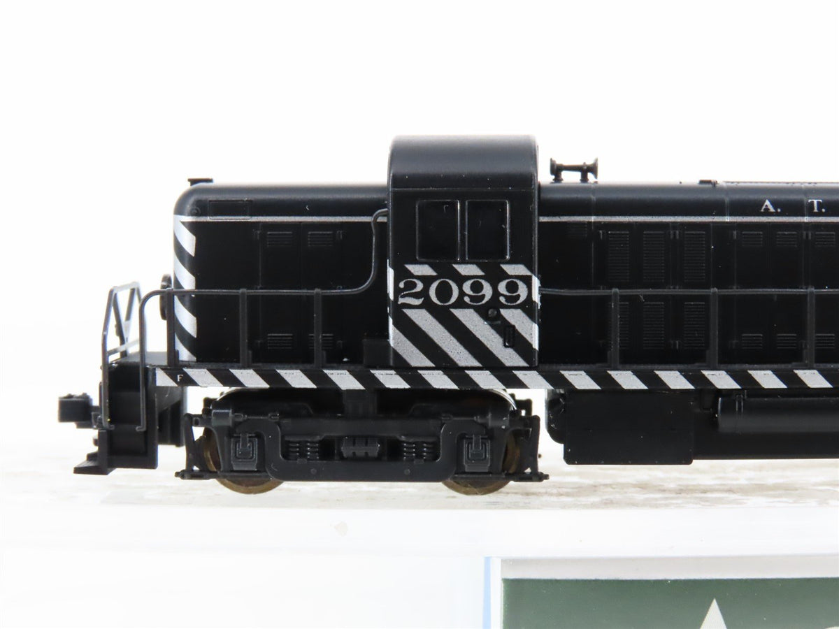 N Scale Kato 176-4401 ATSF Santa Fe RS-2 Diesel Locomotive #2099
