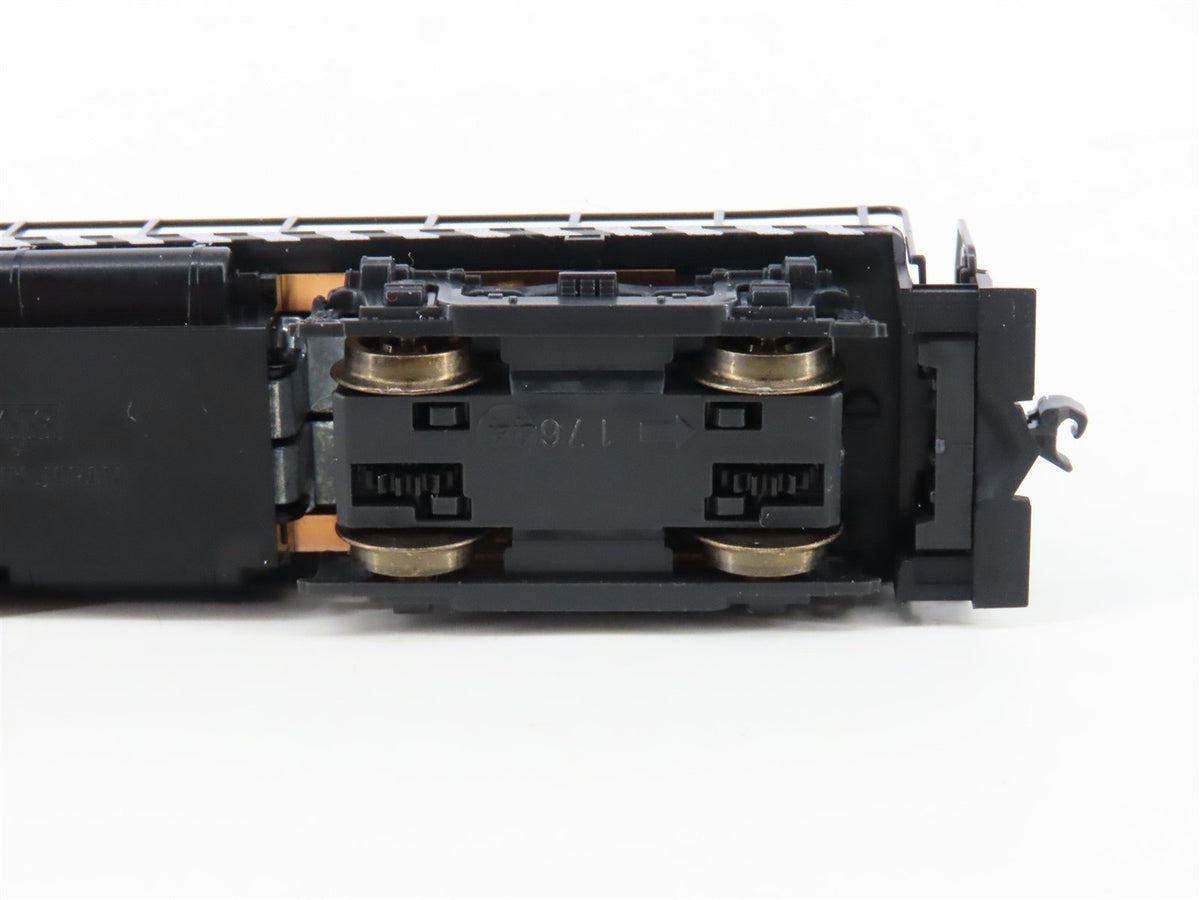 N Scale Kato 176-4401 ATSF Santa Fe RS-2 Diesel Locomotive #2099