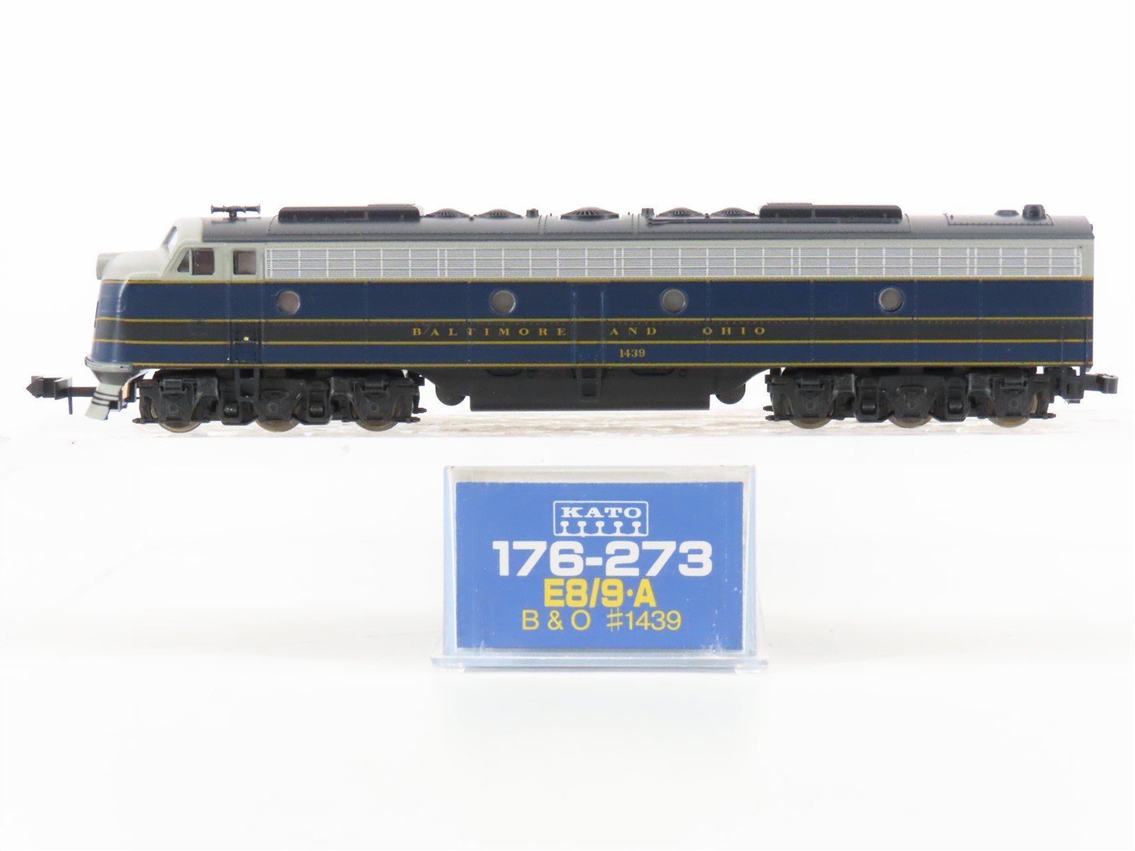 N Scale Kato 176-273 B&O Baltimore & Ohio E8/9A Diesel Locomotive