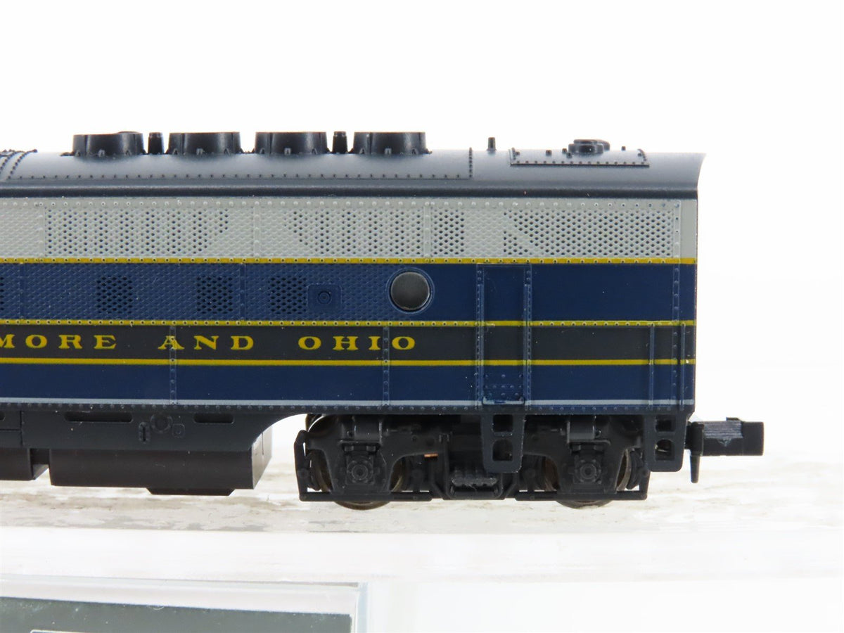 N Scale Kato 176-184 B&amp;O Baltimore &amp; Ohio F3A Diesel Locomotive #84