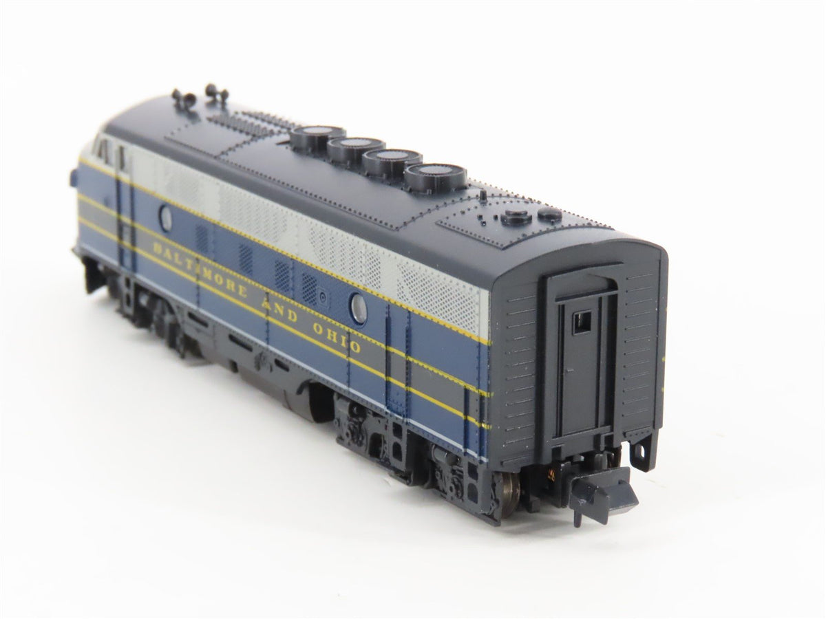 N Scale Kato 176-184 B&amp;O Baltimore &amp; Ohio F3A Diesel Locomotive #84