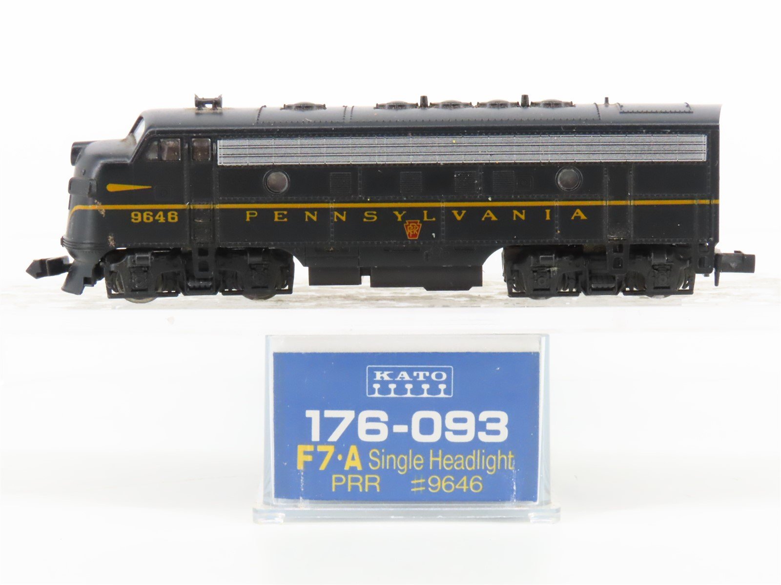 N Scale Kato 176-093 PRR Pennsylvania F7A Diesel Locomotive #9646