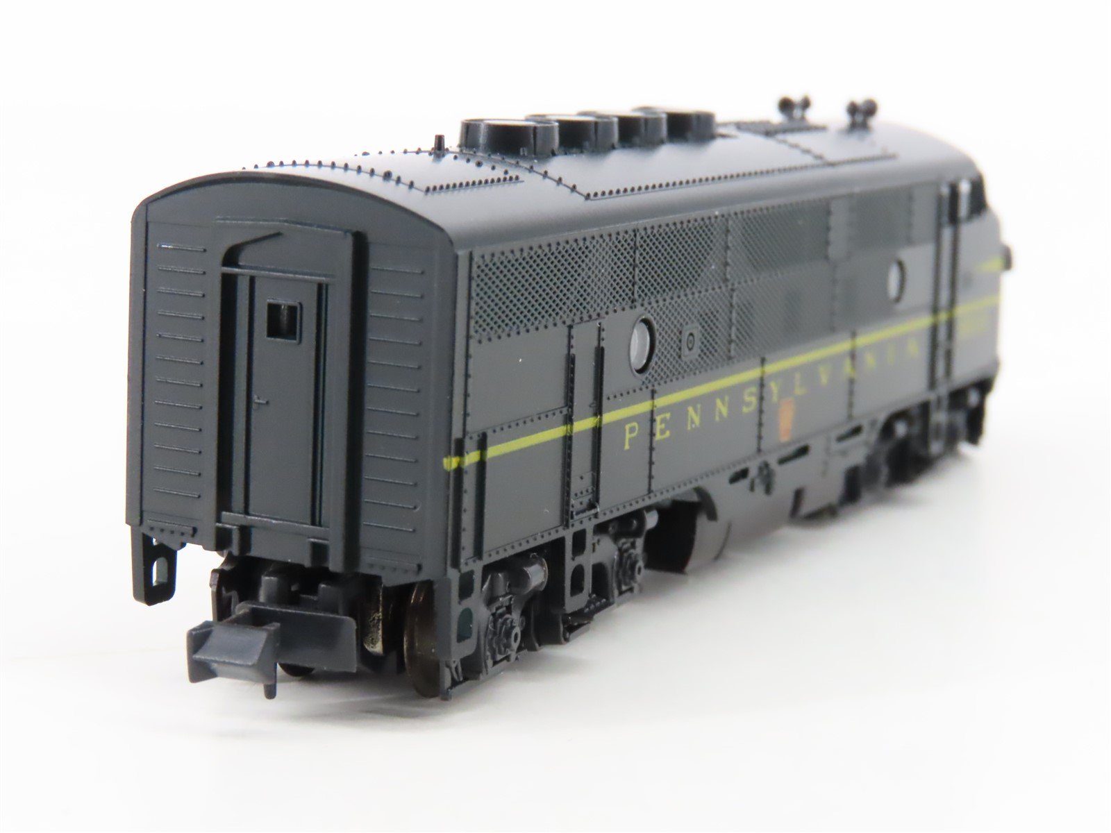 N Scale Kato 176-091 PRR Pennsylvania F7A Phase I Diesel Locomotive #9519