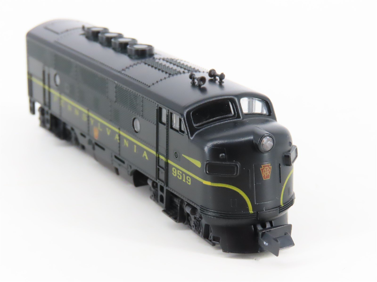 N Scale Kato 176-091 PRR Pennsylvania F7A Phase I Diesel Locomotive #9519