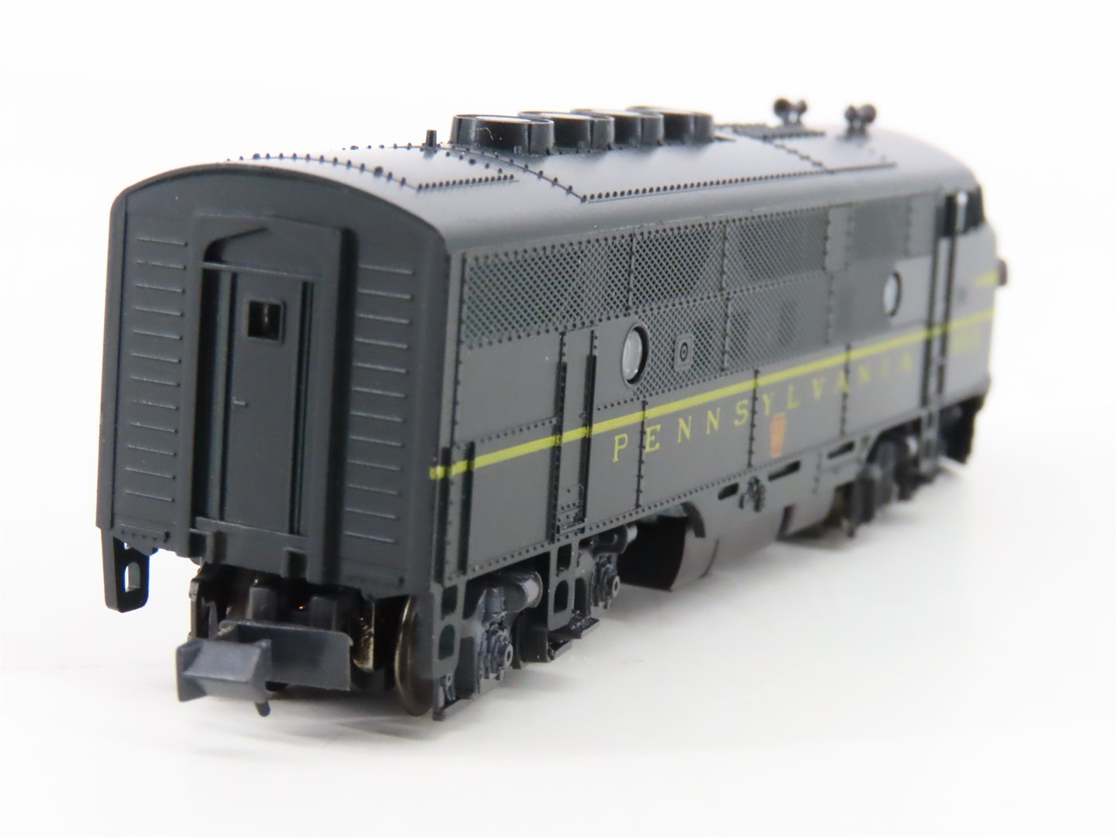 N Scale Kato 176-071 PRR Pennsylvania F7A Phase I Diesel Locomotive #9519