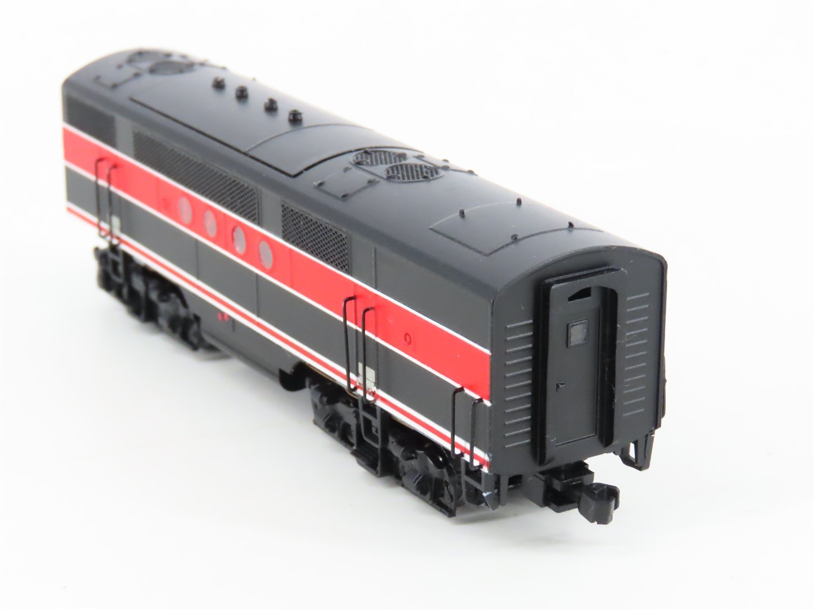 N Scale Intermountain RI Rock Island F7B Diesel Locomotive