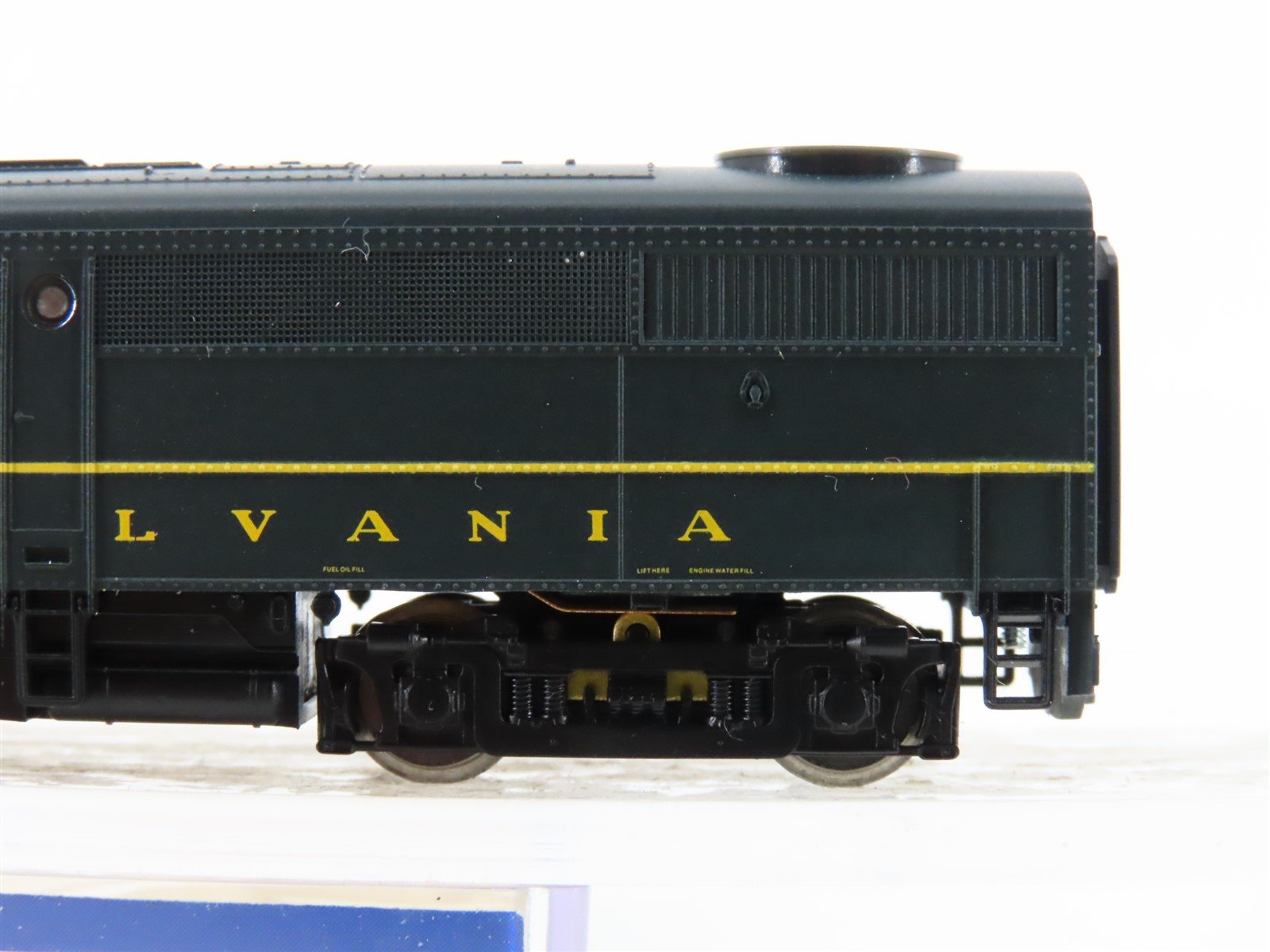N Scale Life-Like 7452 PRR Pennsylvania FB1 Diesel Locomotive #9605B