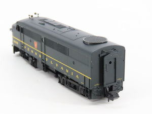 N Scale Life-Like 7452 PRR Pennsylvania FA1/FB1 Diesel Locomotive Set