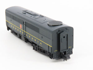N Scale Life-Like 7452 PRR Pennsylvania FA1/FB1 Diesel Locomotive Set