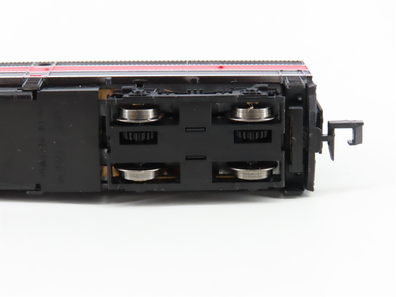 N Scale Life-Like 7425 RI Rock Island FA1/FB1 Diesel Locomotive Set