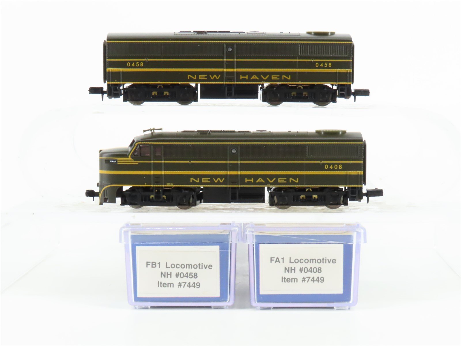 N Scale Life-Like 7449 NH New Haven FA1/FB1 Diesel Locomotive Set