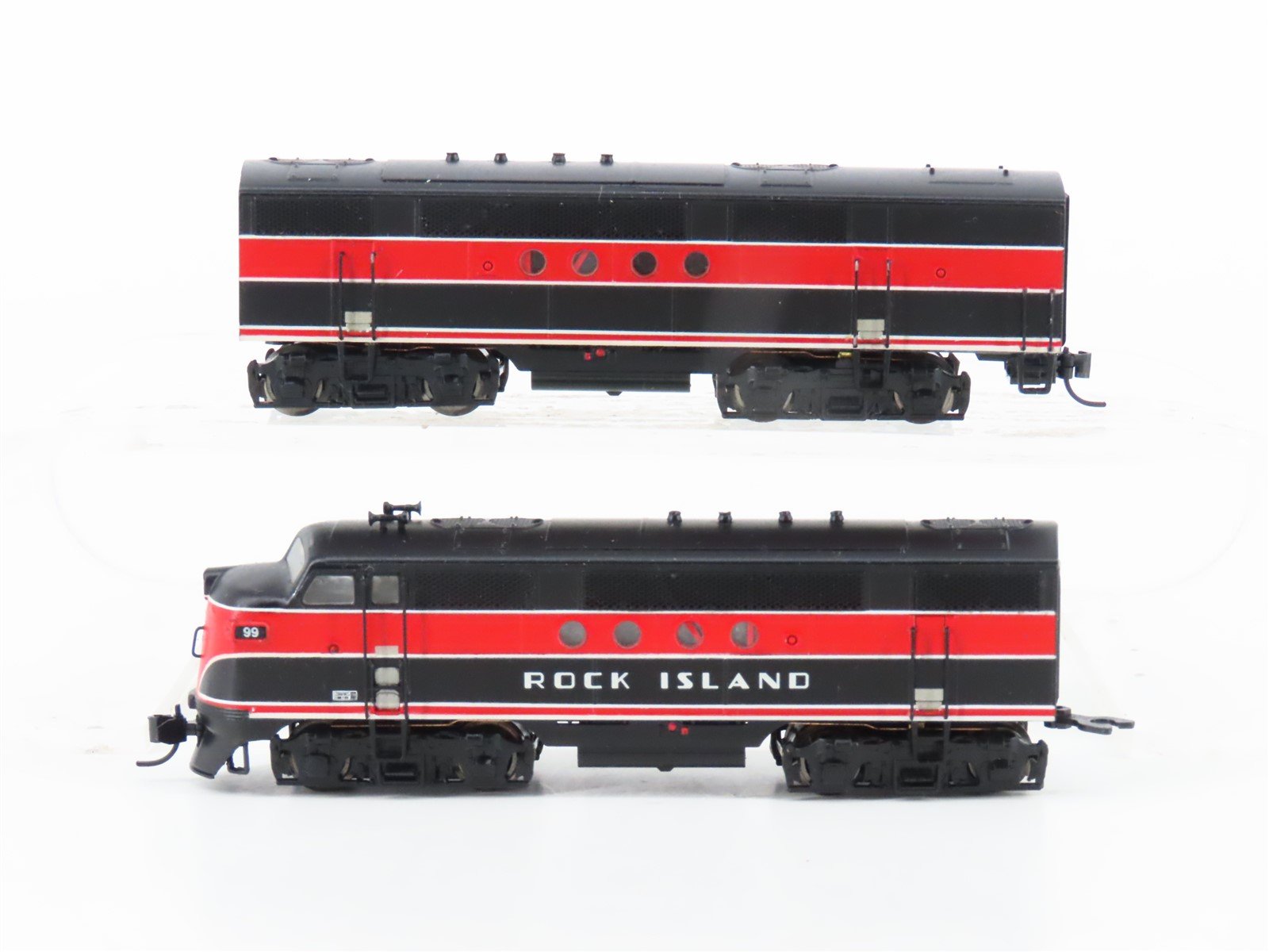 N Scale InterMountain RI Rock Island EMD FTA/B Diesel Set #99 - DCC Ready