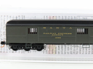 N Scale Micro-Trains MTL 14900040 ATSF Santa Fe 70' Horse Passenger Car #1982