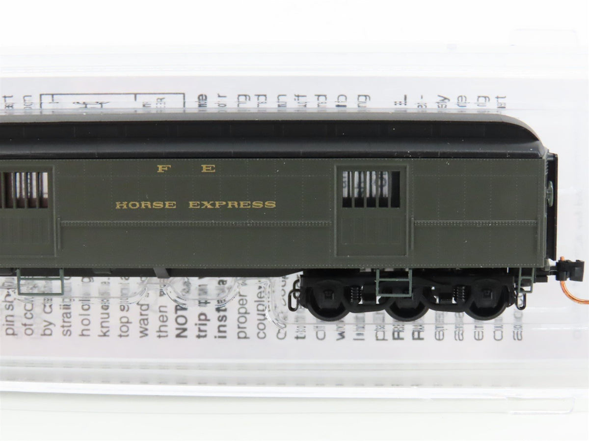 N Scale Micro-Trains MTL 14900040 ATSF Santa Fe 70&#39; Horse Passenger Car #1982