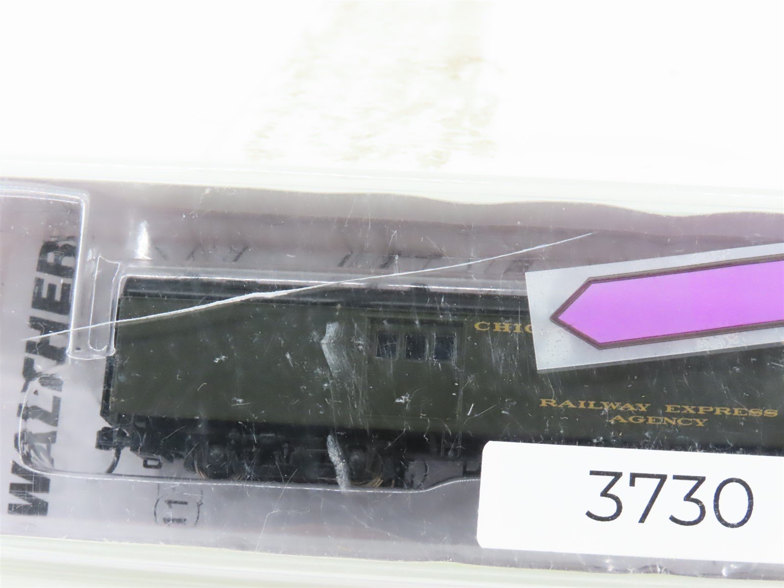 N Scale Walthers 932-55103 CGW Chicago Great Western 72' Baggage Passenger