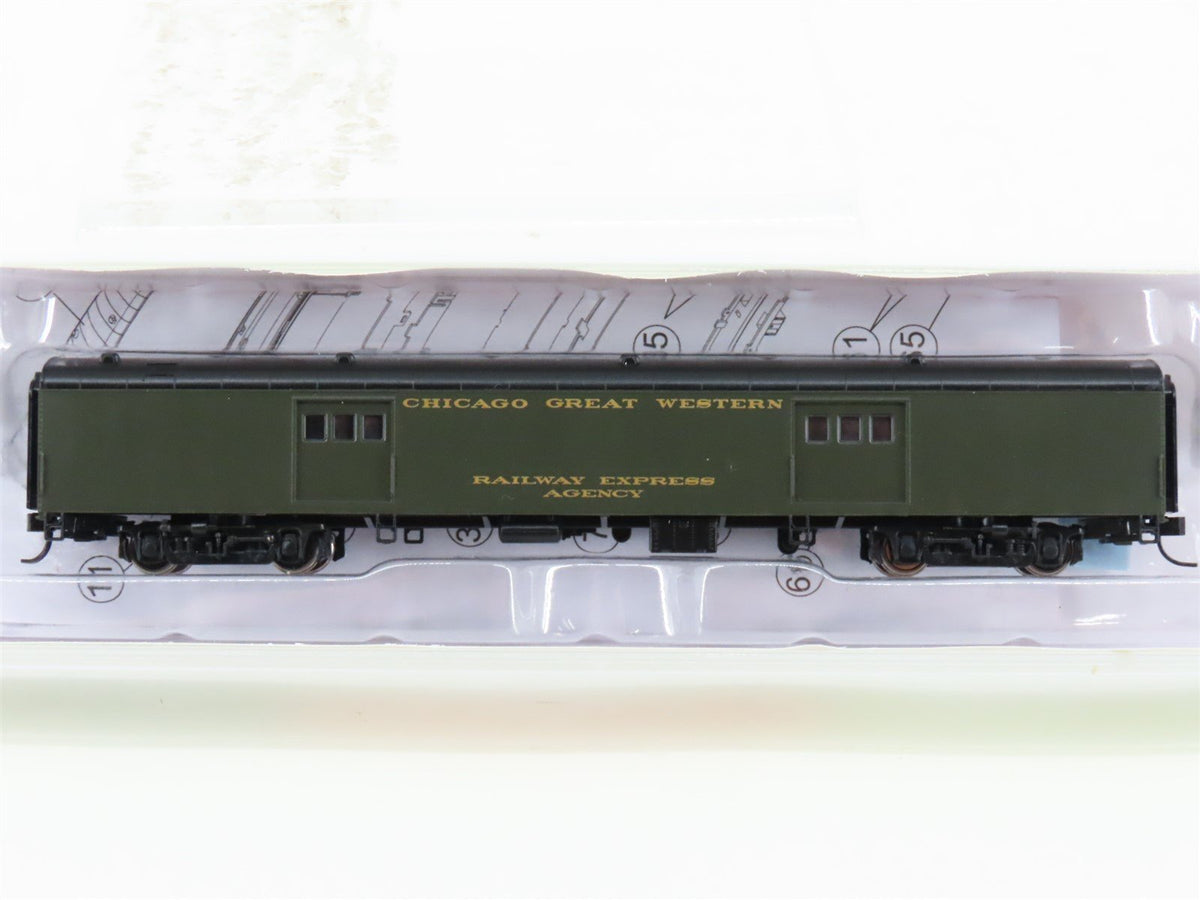 N Scale Walthers 932-55103 CGW Chicago Great Western 72&#39; Baggage Passenger