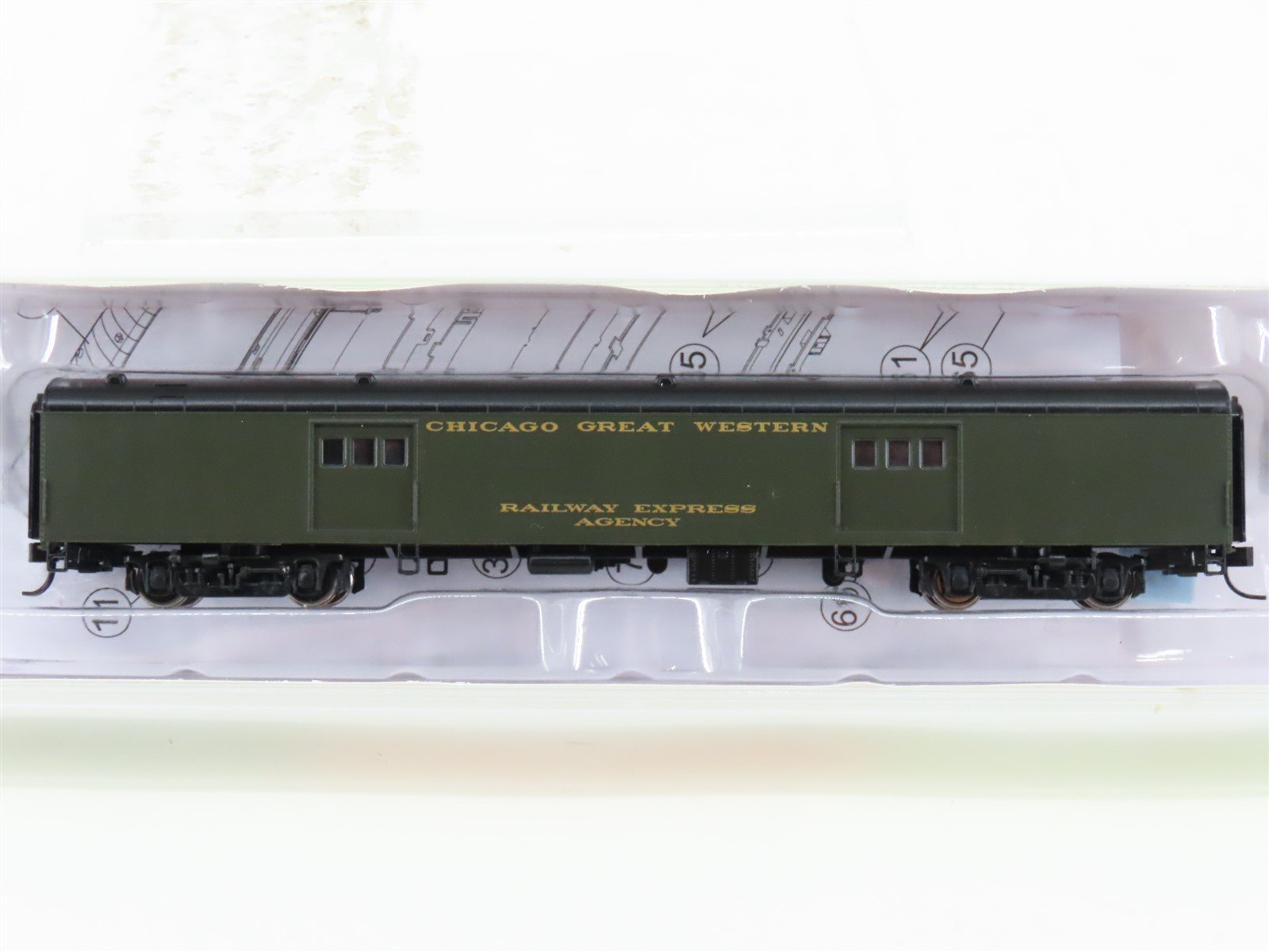 N Scale Walthers 932-55103 CGW Chicago Great Western 72' Baggage Passenger