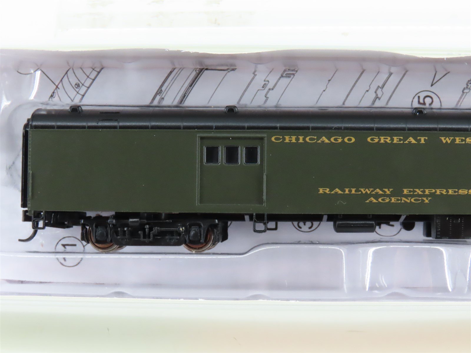 N Scale Walthers 932-55103 CGW Chicago Great Western 72' Baggage Passenger