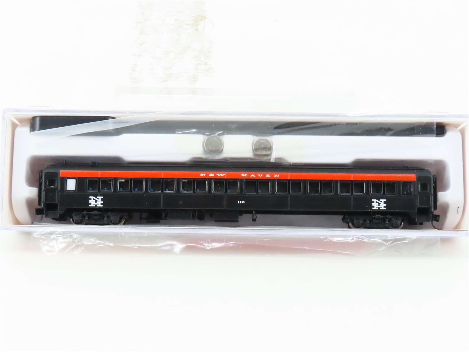 N Scale Rapido 509029 NH New Haven Coach Passenger #8253