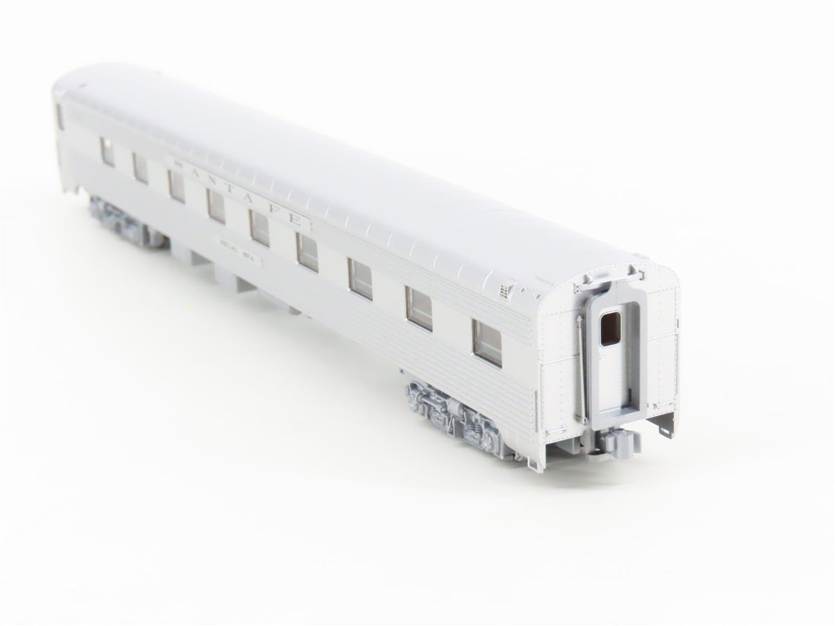 N Scale KATO 156-0905 ATSF Santa Fe Railroad Sleeper Passenger &quot;Regal Spa&quot;