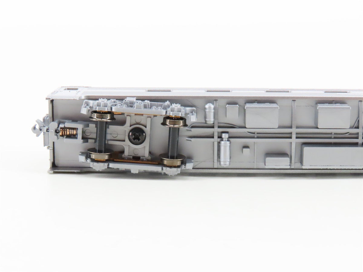 N Scale KATO 156-0905 ATSF Santa Fe Railroad Sleeper Passenger &quot;Regal Spa&quot;