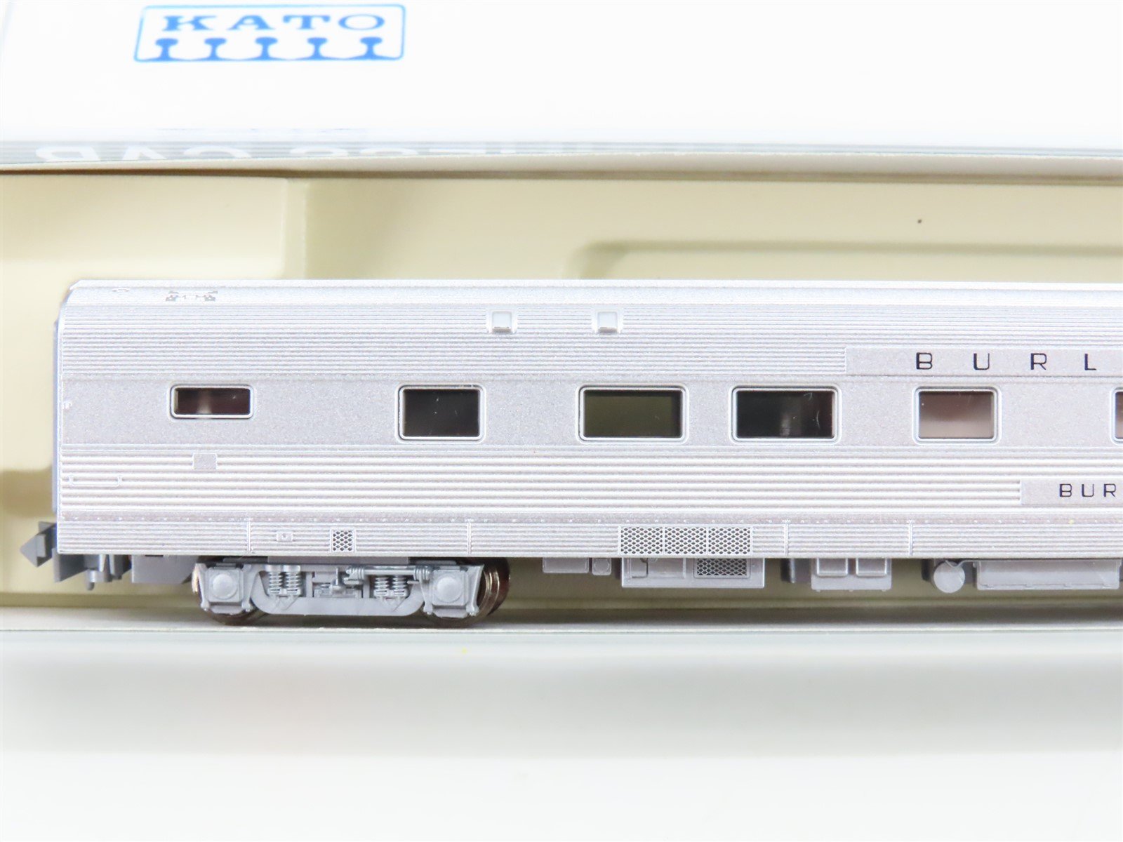 N Scale KATO 156-0805 CB&Q Burlington Route Business Passenger Car