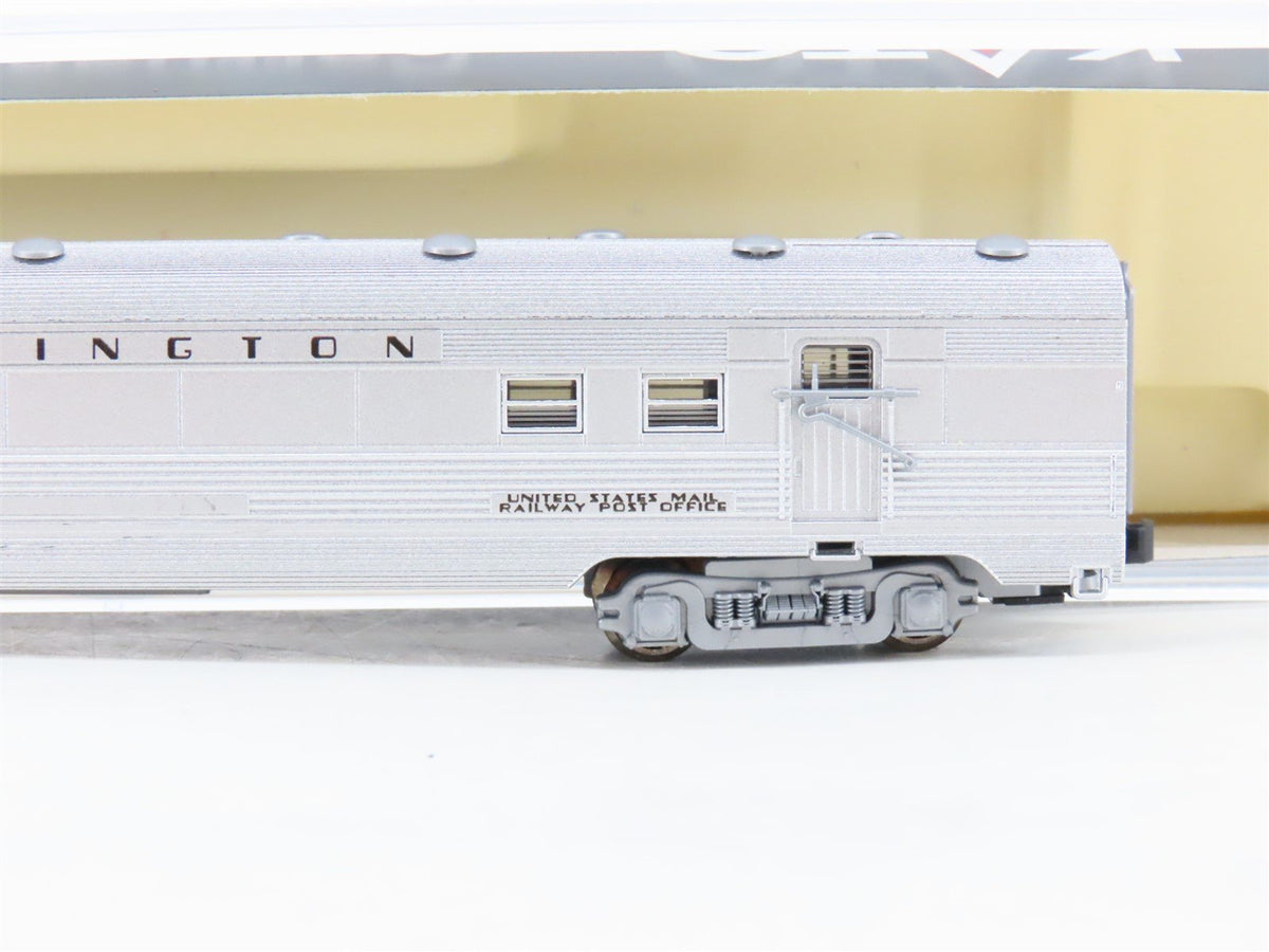 N Scale KATO CB&amp;Q Burlington Railroad Baggage RPO Passenger Car