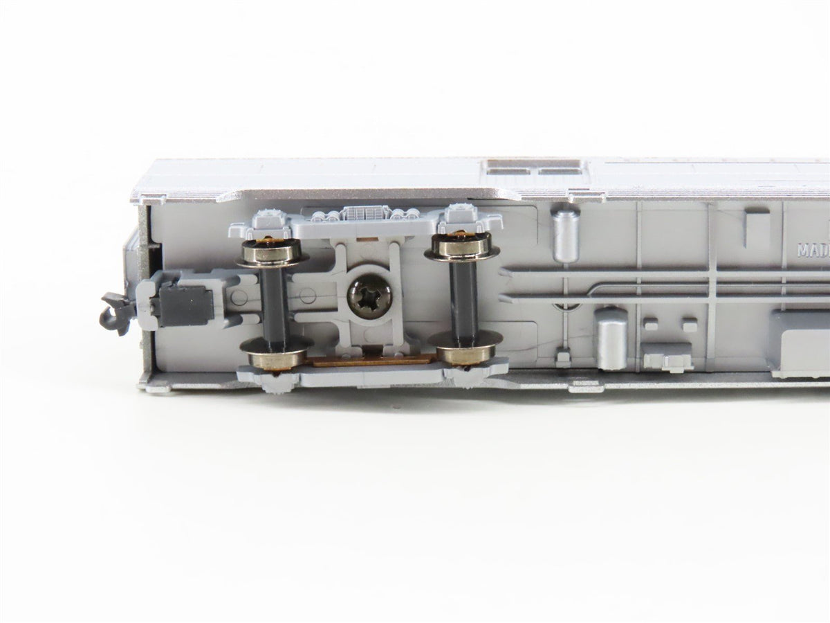N Scale KATO CB&amp;Q Burlington Railroad Baggage RPO Passenger Car