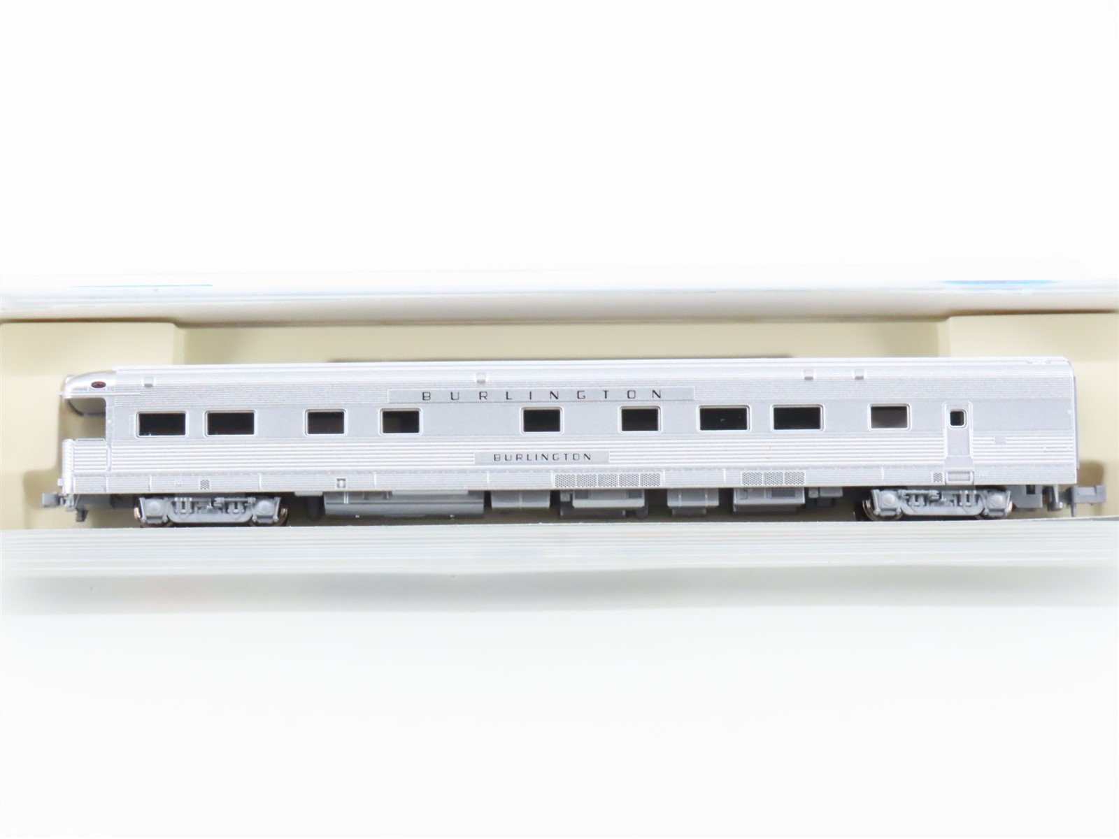 N Scale KATO 156-0805 CB&Q Burlington Railroad Business Passenger Car