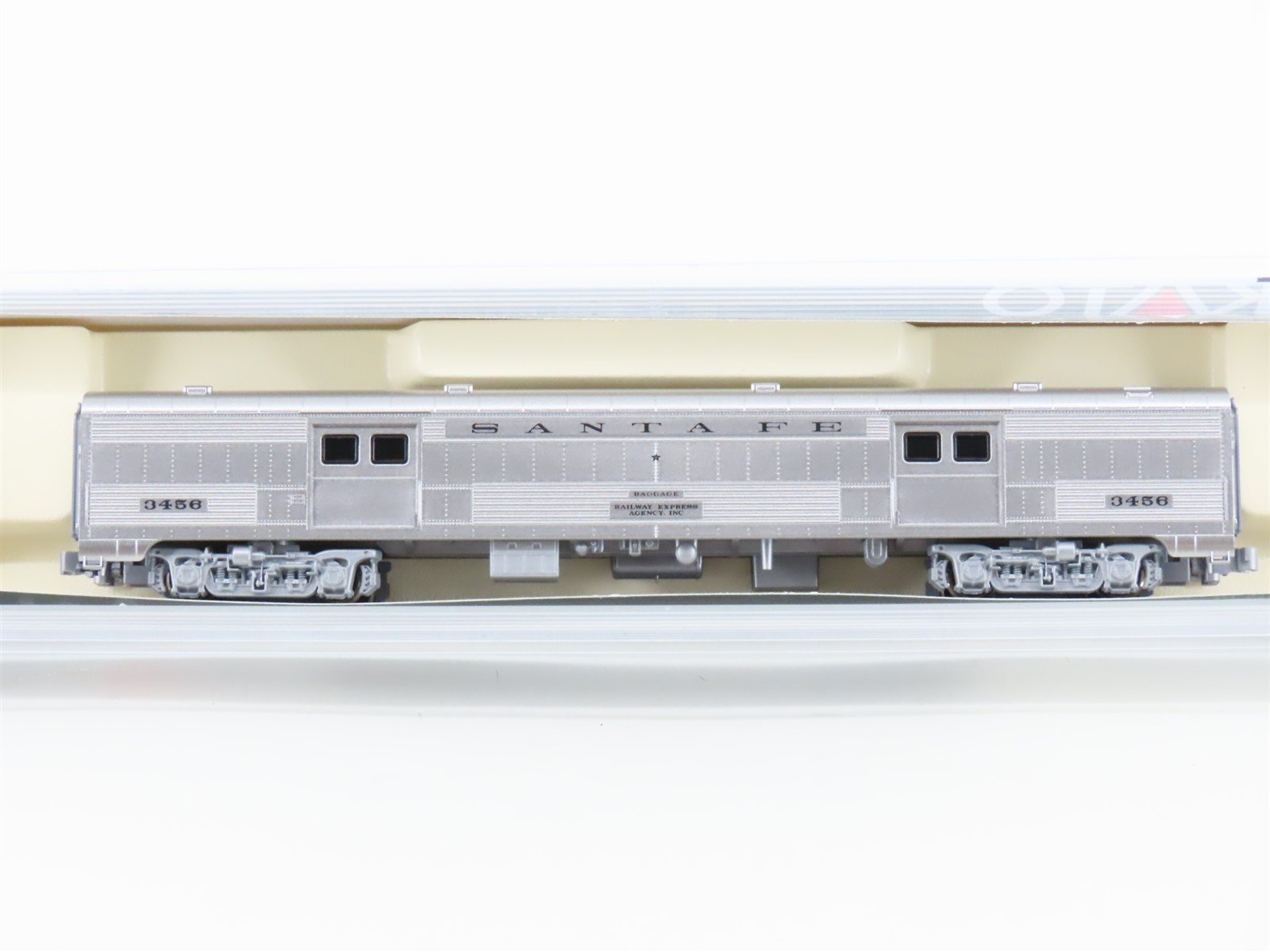 N Scale KATO ATSF Santa Fe Railroad Baggage Passenger Car #3456