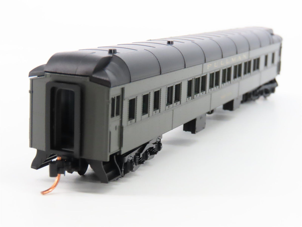 N Micro-Trains MTL 14200040 ATSF Santa Fe Pullman Sleeper Passenger &quot;Red Oak&quot;