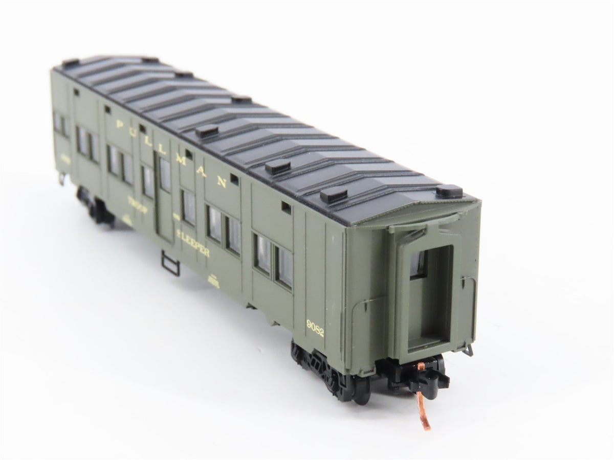 N Micro-Trains MTL 116010.4 US Office of Defense Troop Sleeper Passenger #9082