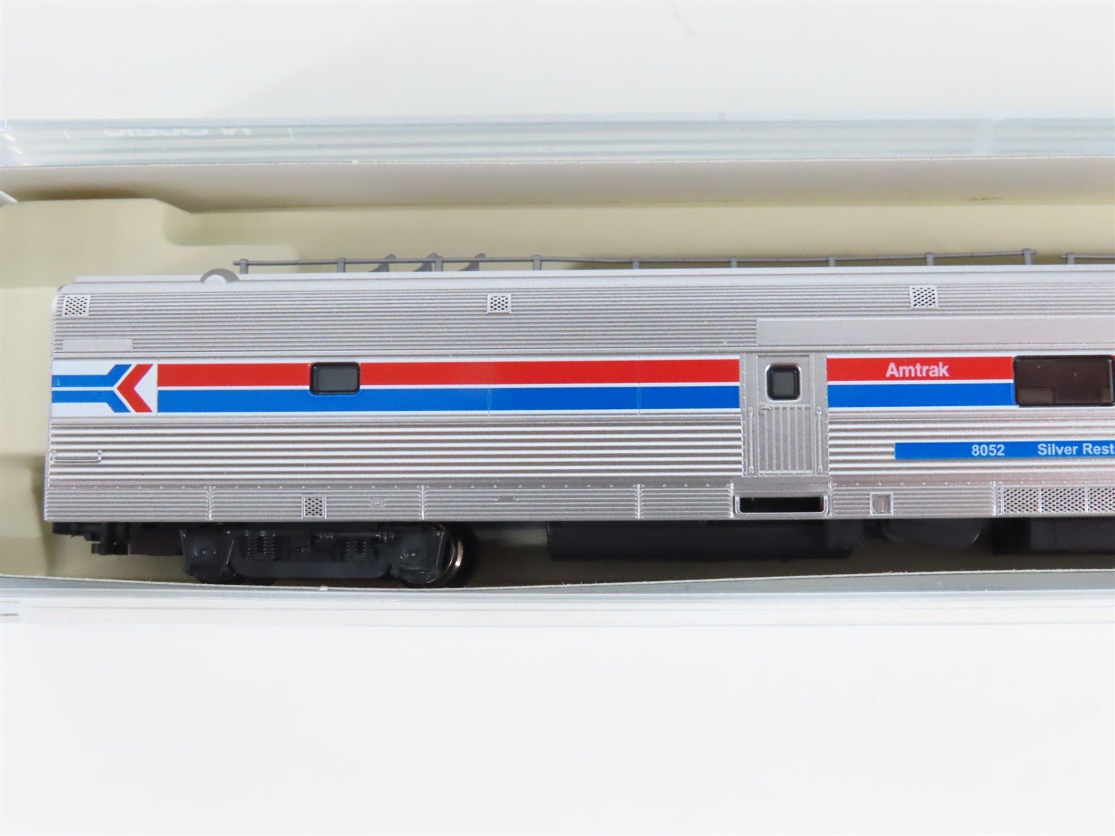 N Scale KATO 106-3522 Amtrak Phase I Passenger 4-Car Set
