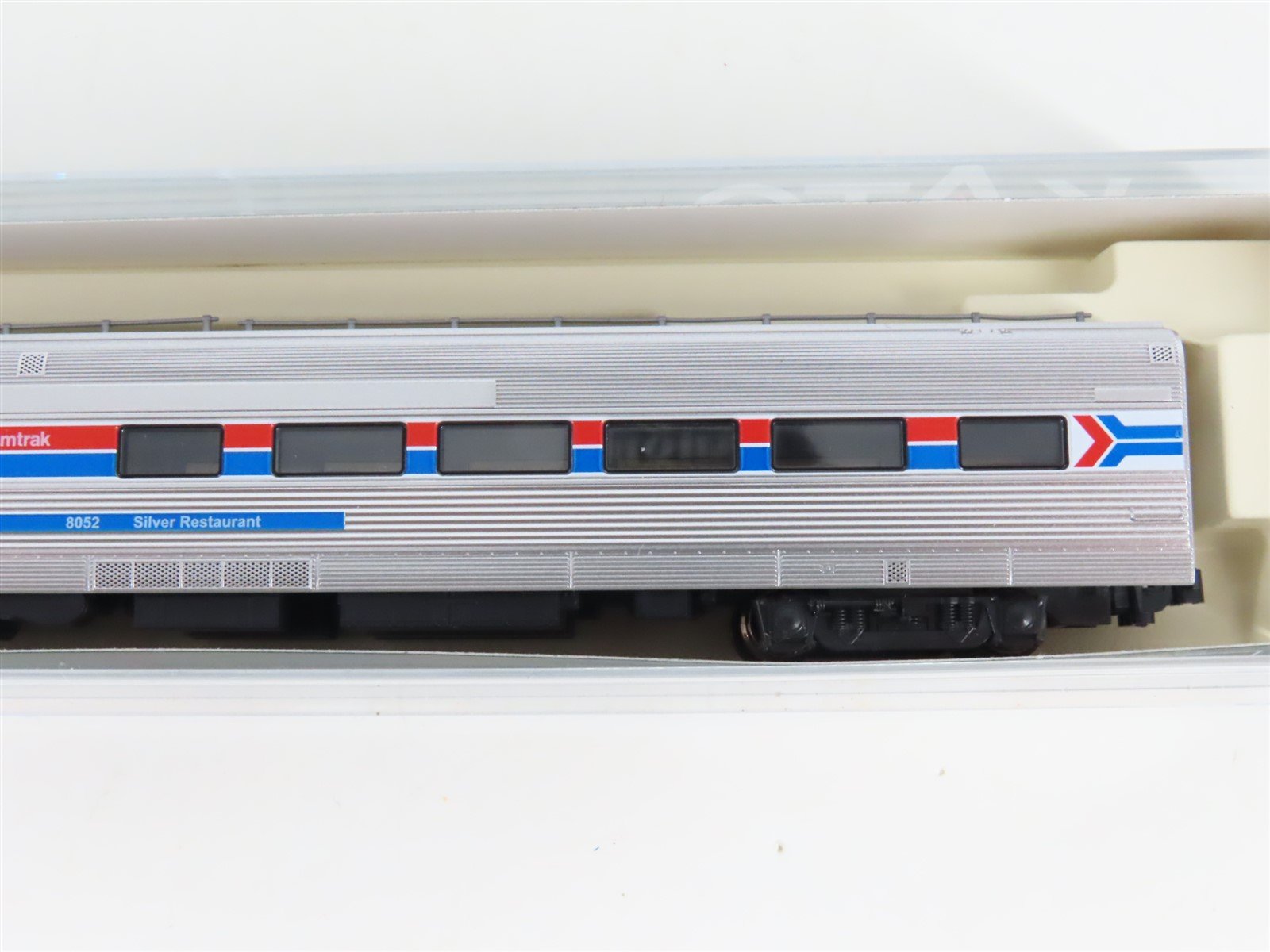 N Scale KATO 106-3522 Amtrak Phase I Passenger 4-Car Set