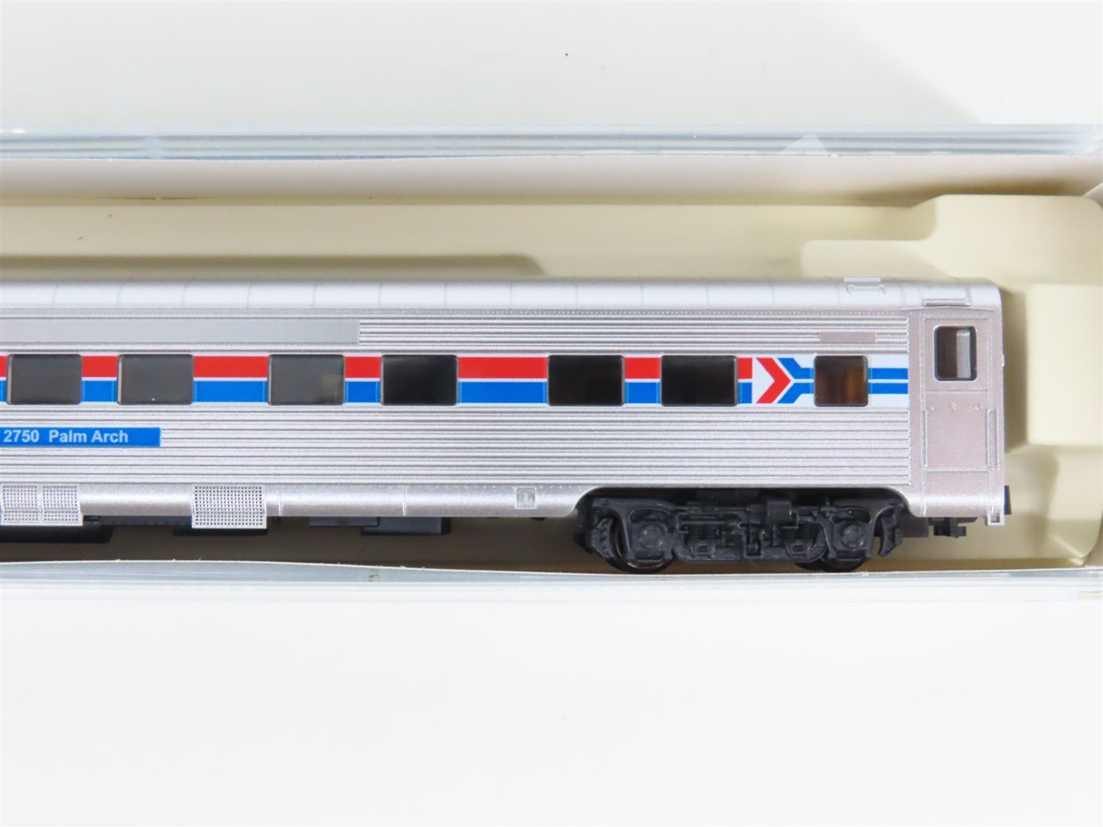 N Scale KATO 106-3522 Amtrak Phase I Passenger 4-Car Set