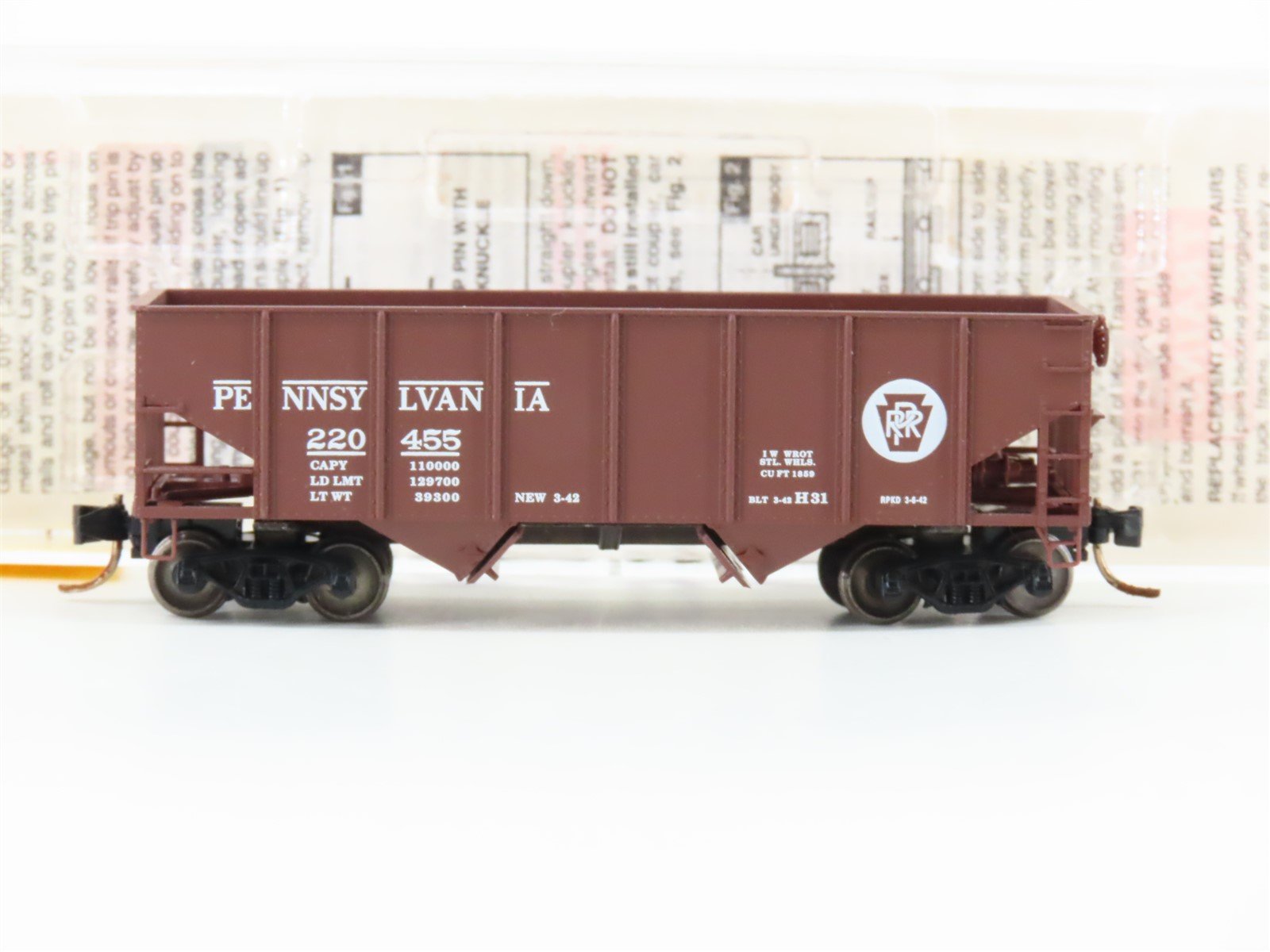 N Micro-Trains MTL 56060 PRR Pennsylvania 2-Bay Hopper #220455 w/ Custom Load