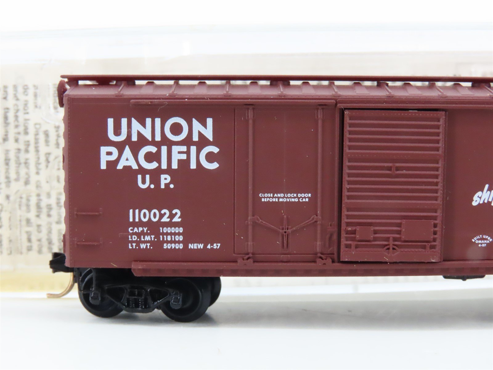 N Scale Kadee Micro-Trains MTL 22030 UP Union Pacific 40' Box Car #110022