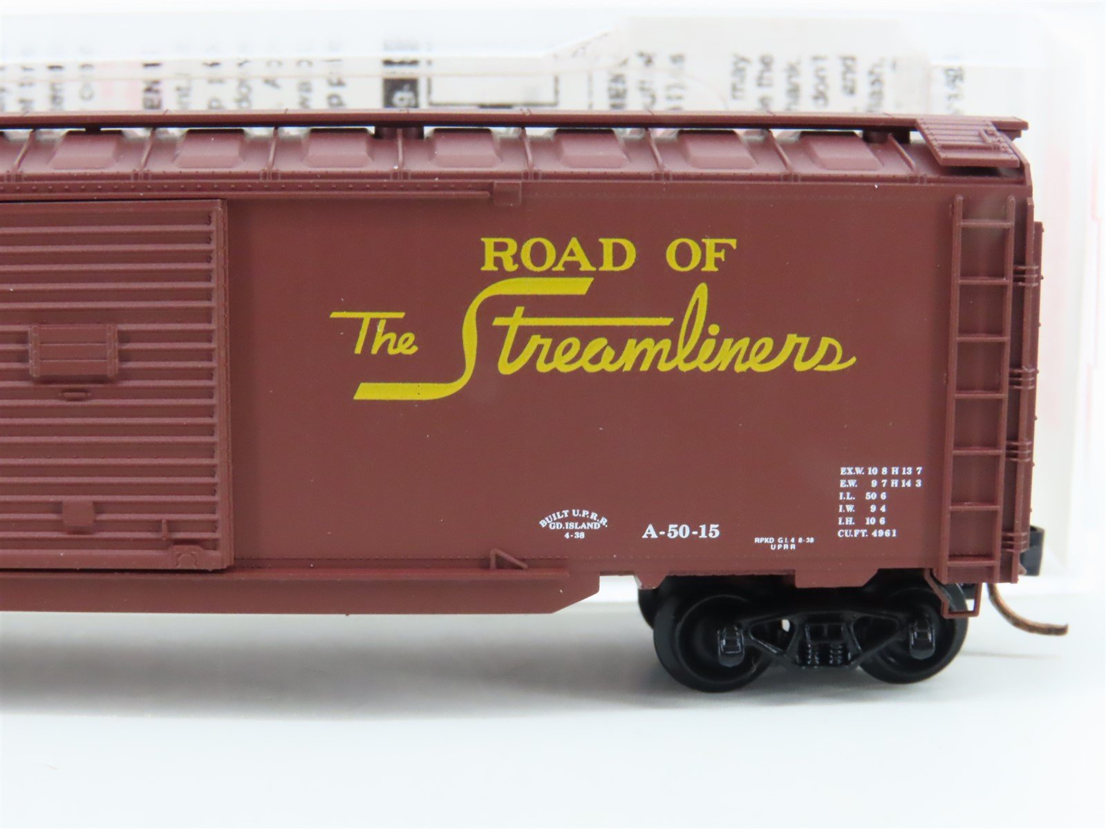 N Scale Micro-Trains MTL 78030 UP Road of the Streamliners 50' Box Car #161100