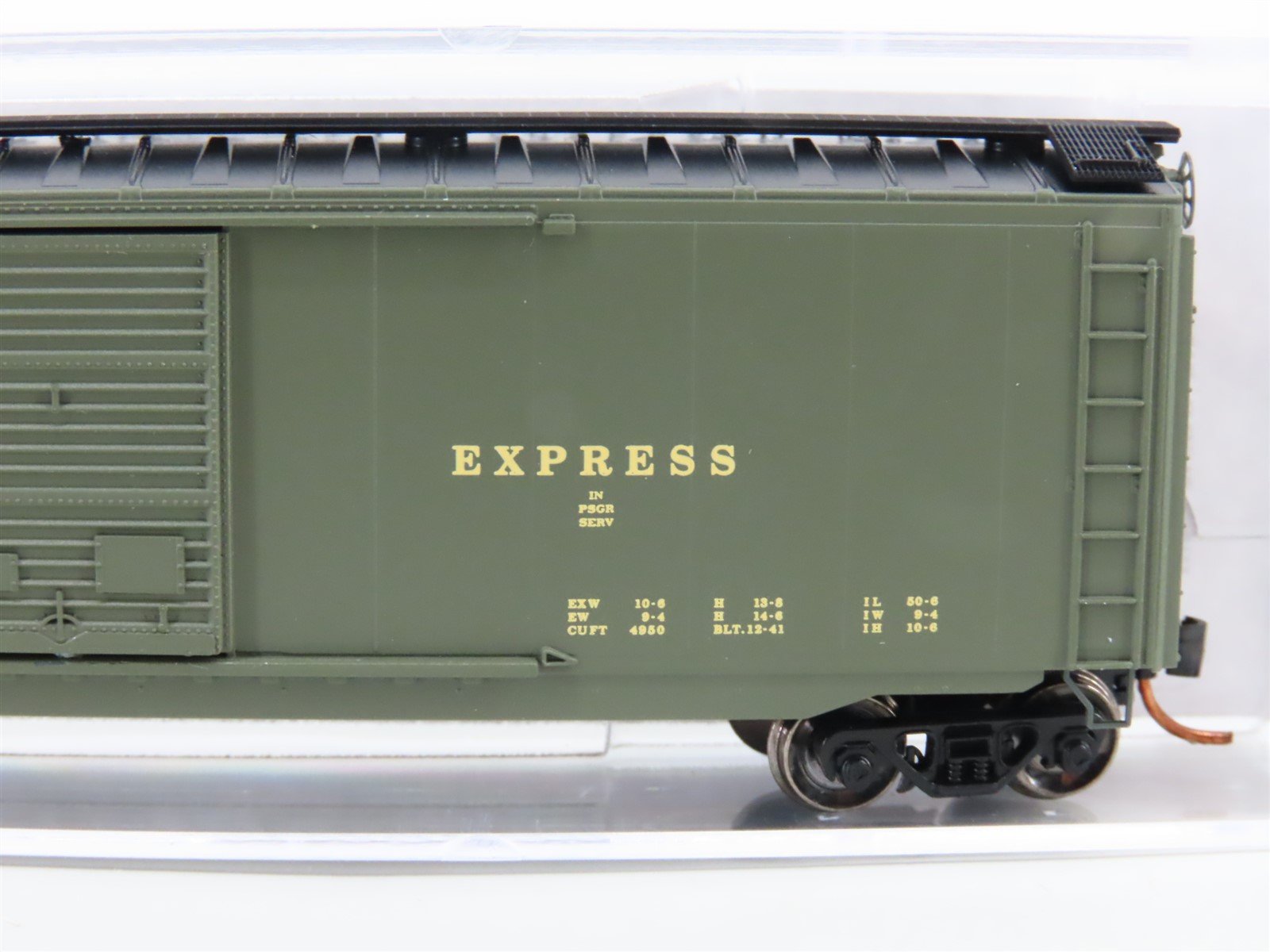 N Scale Micro-Trains MTL 03400411 ATSF Santa Fe 50' Double Door Box Car #4166