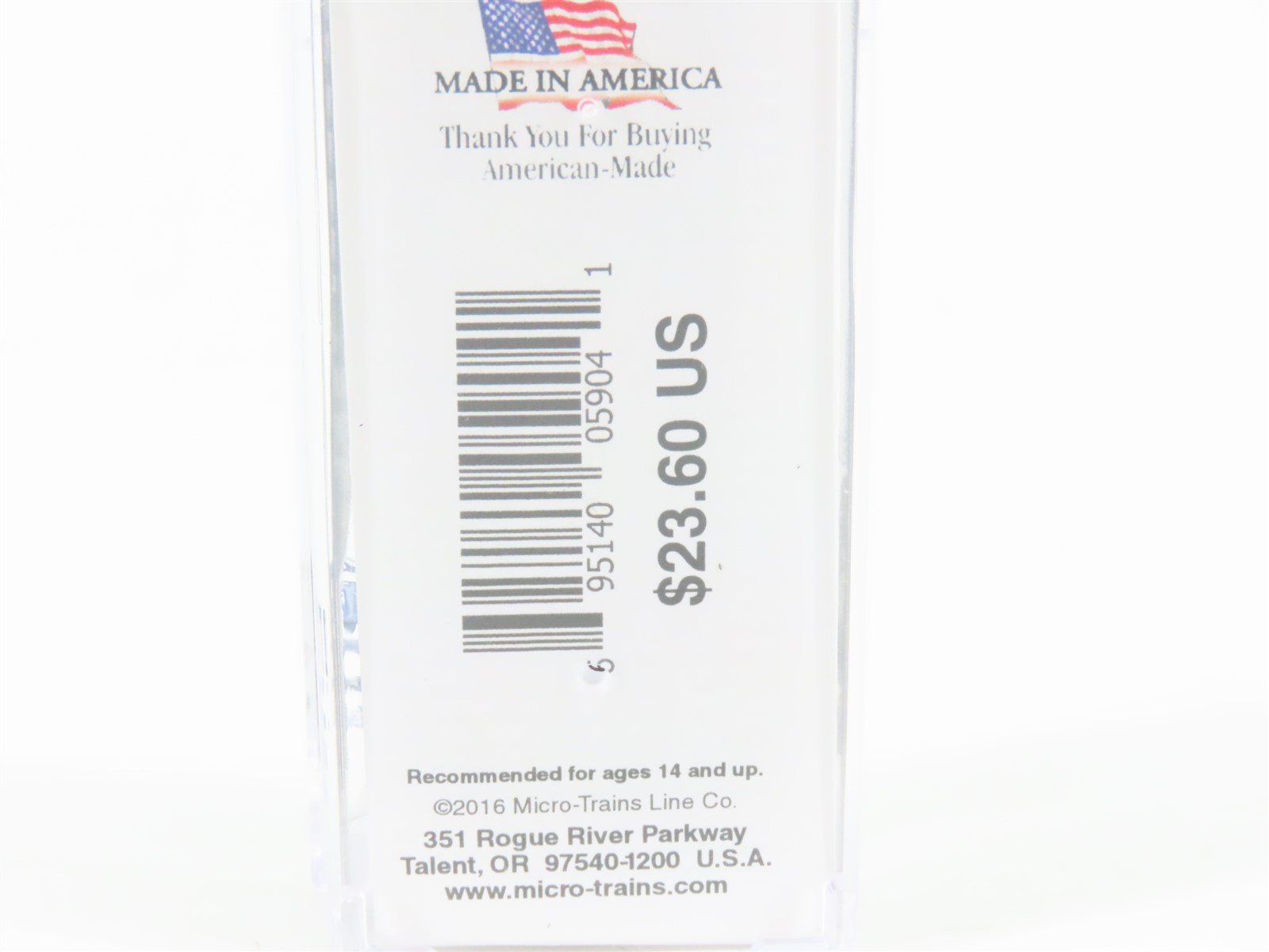 N Scale Micro-Trains MTL 03400411 ATSF Santa Fe 50' Double Door Box Car #4166