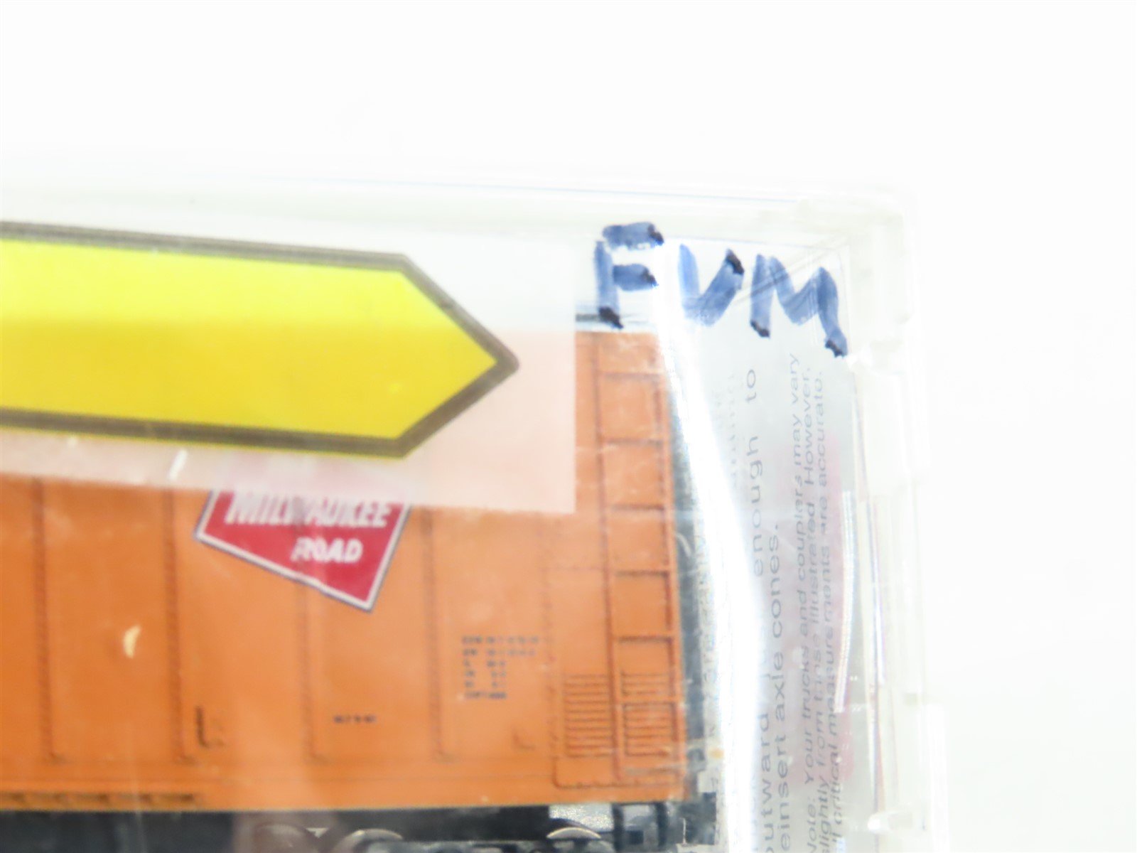 N Scale Micro-Trains MTL 70040 MILW Milwaukee Road Mechanical Reefer #9798