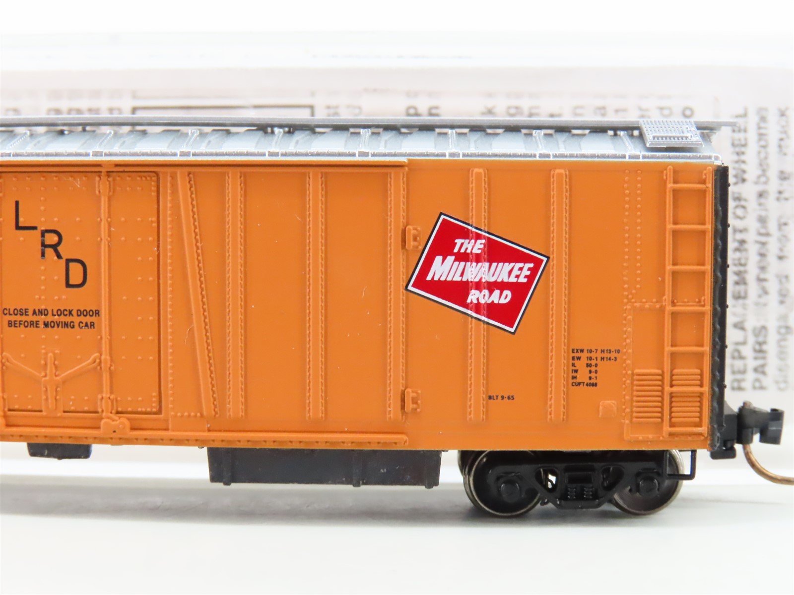 N Scale Micro-Trains MTL 70040 MILW Milwaukee Road Mechanical Reefer #9798