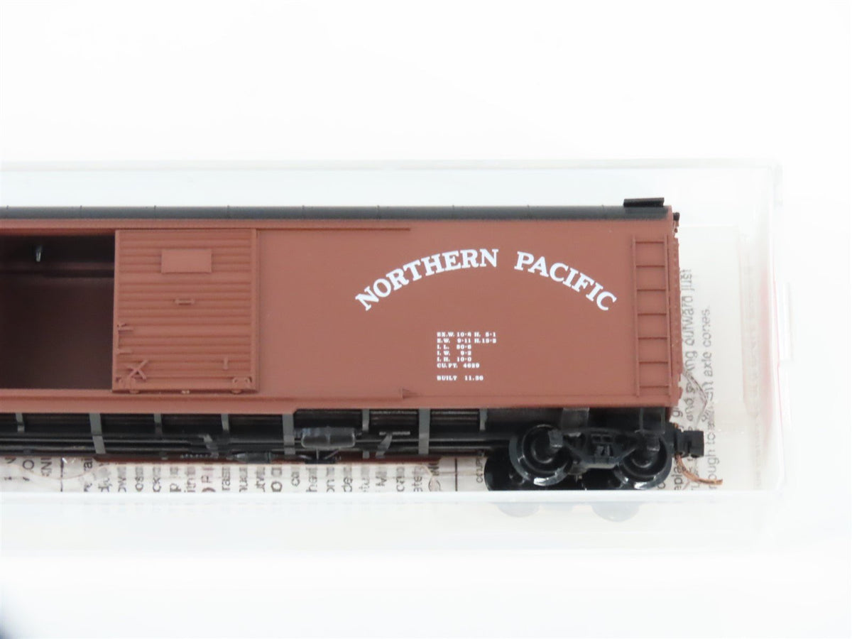 N Scale Micro-Trains MTL 79020 NP Northern Pacific Railroad 50&#39; Box Car #39610